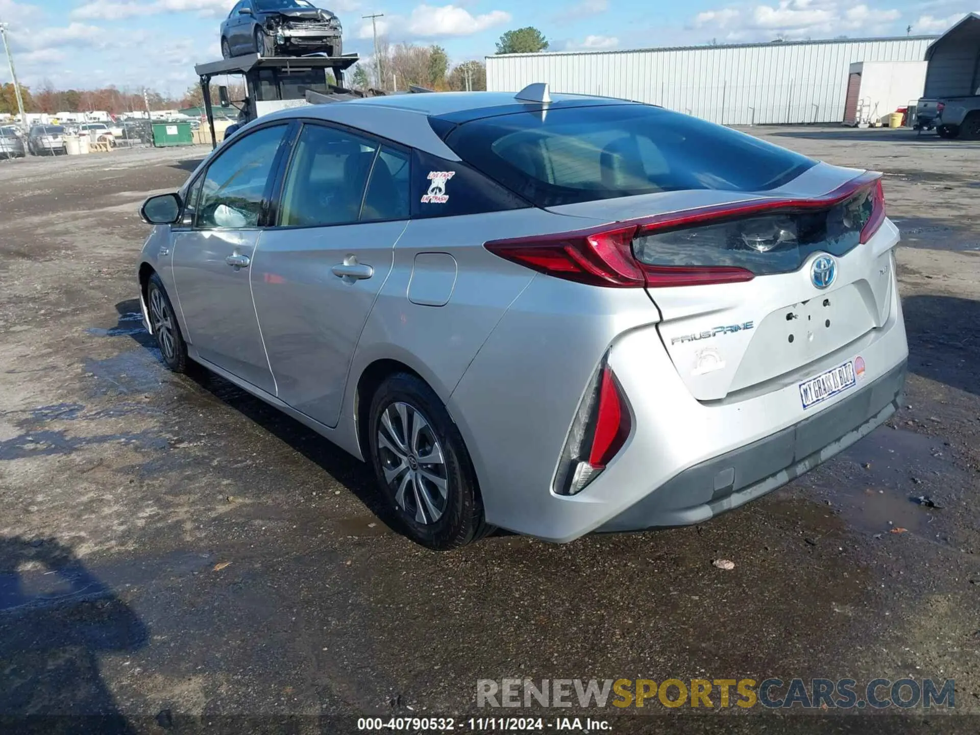 3 Photograph of a damaged car JTDKARFP9L3131381 TOYOTA PRIUS PRIME 2020