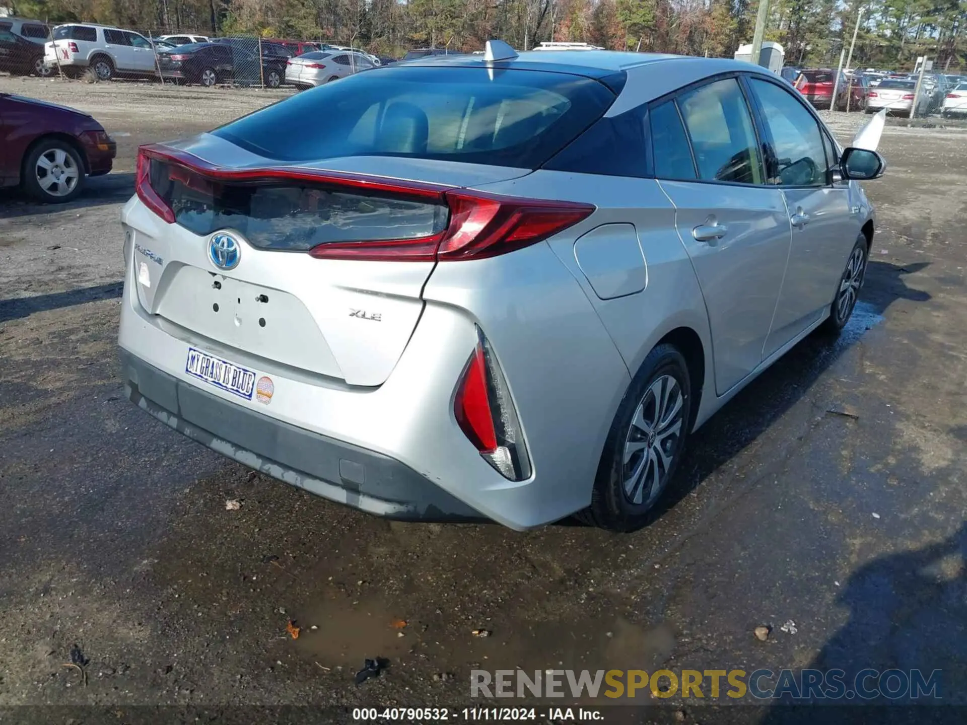 4 Photograph of a damaged car JTDKARFP9L3131381 TOYOTA PRIUS PRIME 2020