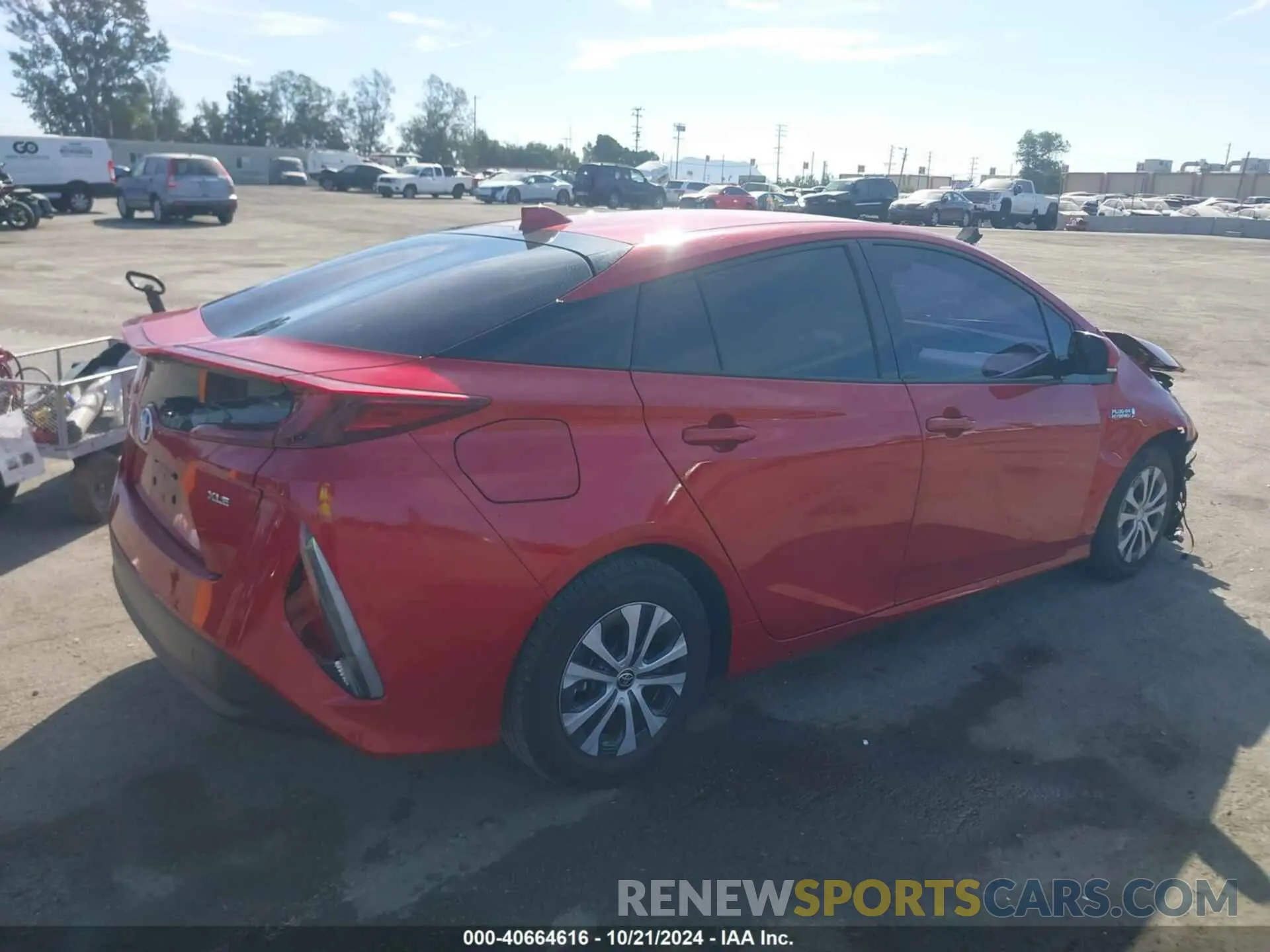 4 Photograph of a damaged car JTDKARFPXL3136444 TOYOTA PRIUS PRIME 2020