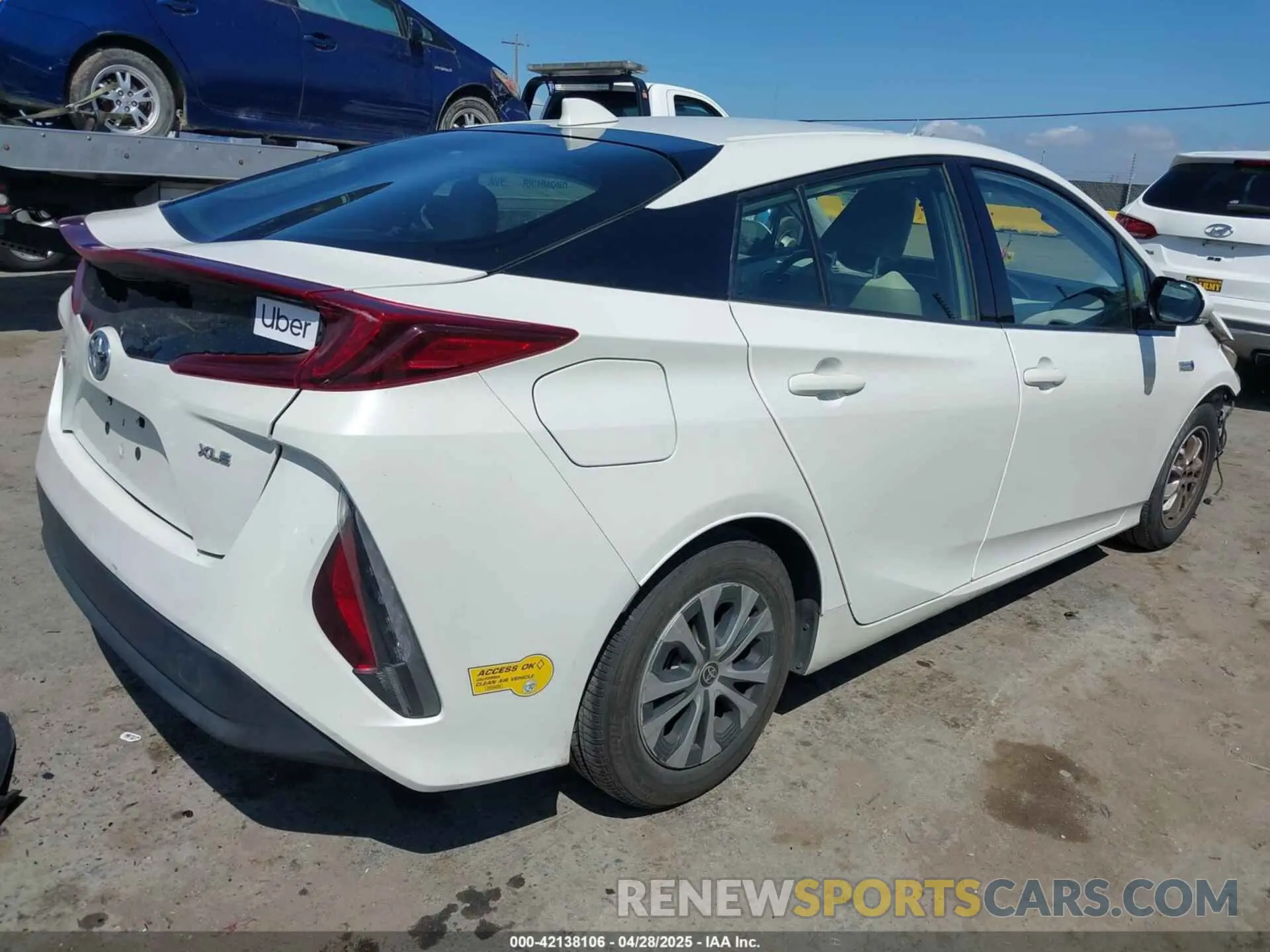 4 Photograph of a damaged car JTDKARFPXL3141711 TOYOTA PRIUS PRIME 2020