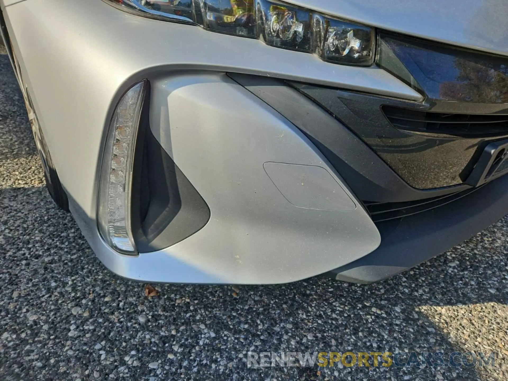 1 Photograph of a damaged car JTDKARFPXL3147265 TOYOTA PRIUS PRIME 2020