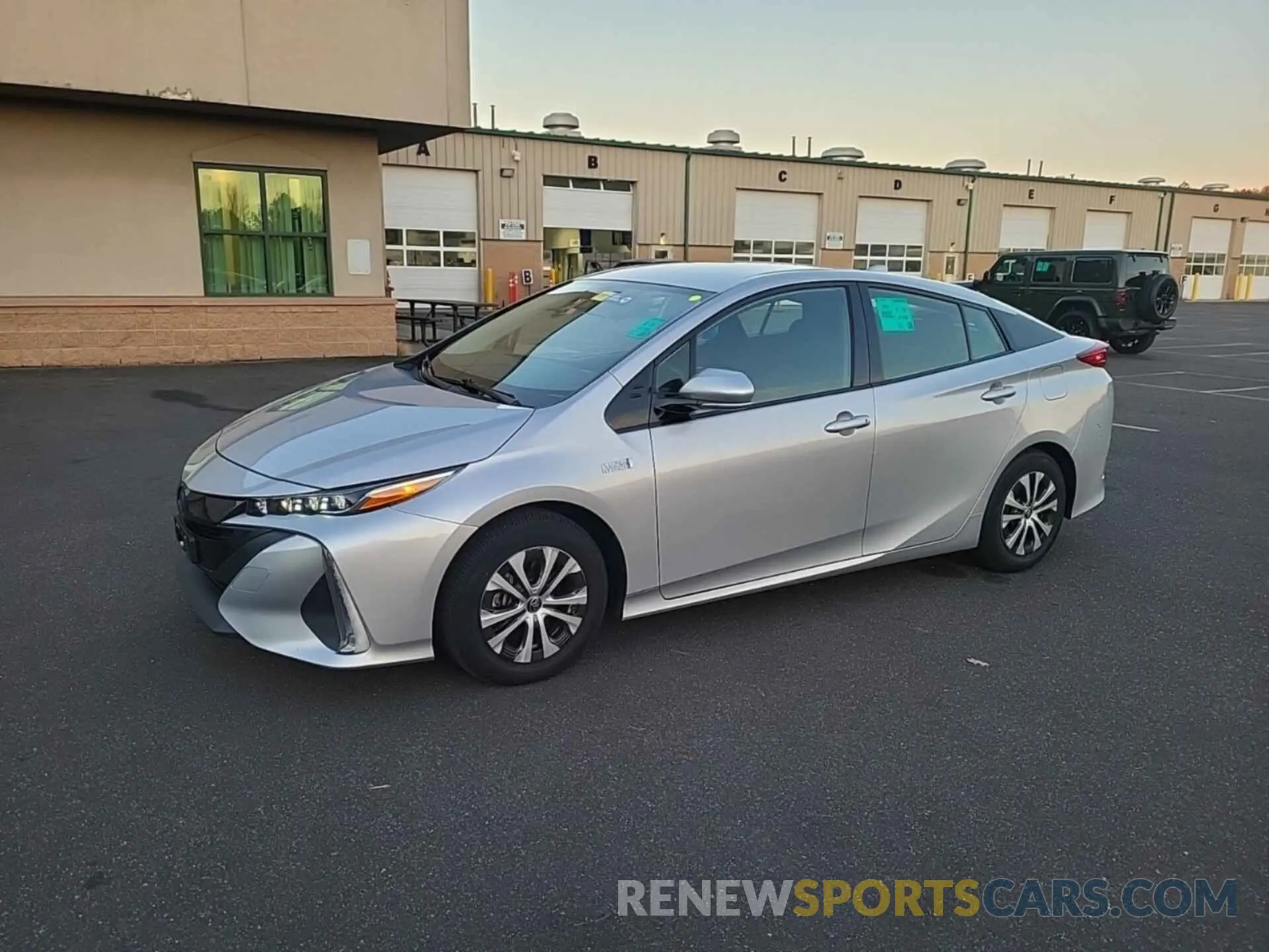 25 Photograph of a damaged car JTDKARFPXL3147265 TOYOTA PRIUS PRIME 2020