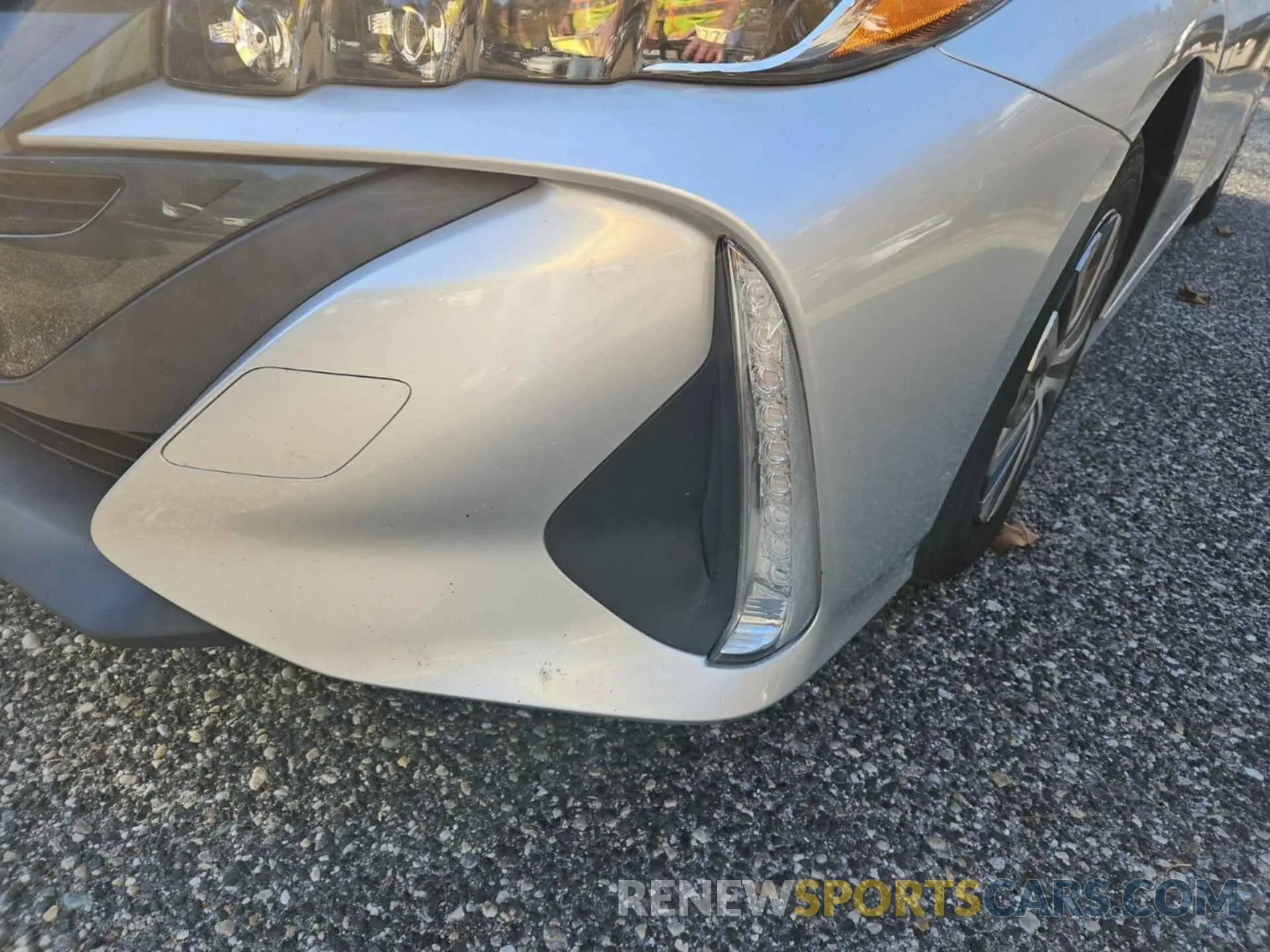 26 Photograph of a damaged car JTDKARFPXL3147265 TOYOTA PRIUS PRIME 2020