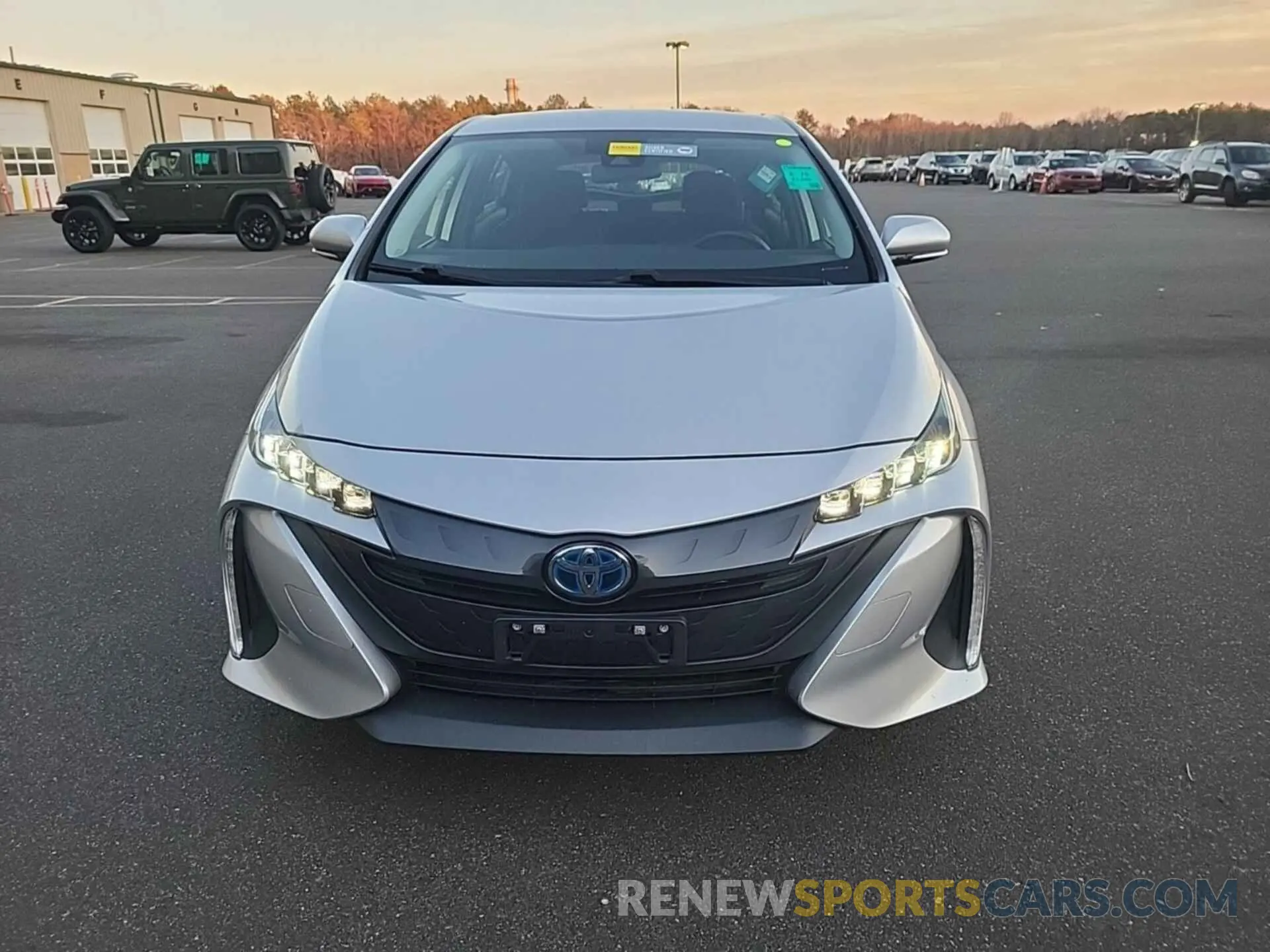 8 Photograph of a damaged car JTDKARFPXL3147265 TOYOTA PRIUS PRIME 2020