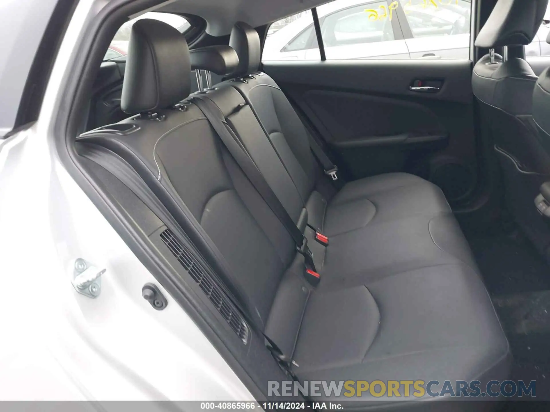 8 Photograph of a damaged car JTDKARFPXL3158265 TOYOTA PRIUS PRIME 2020