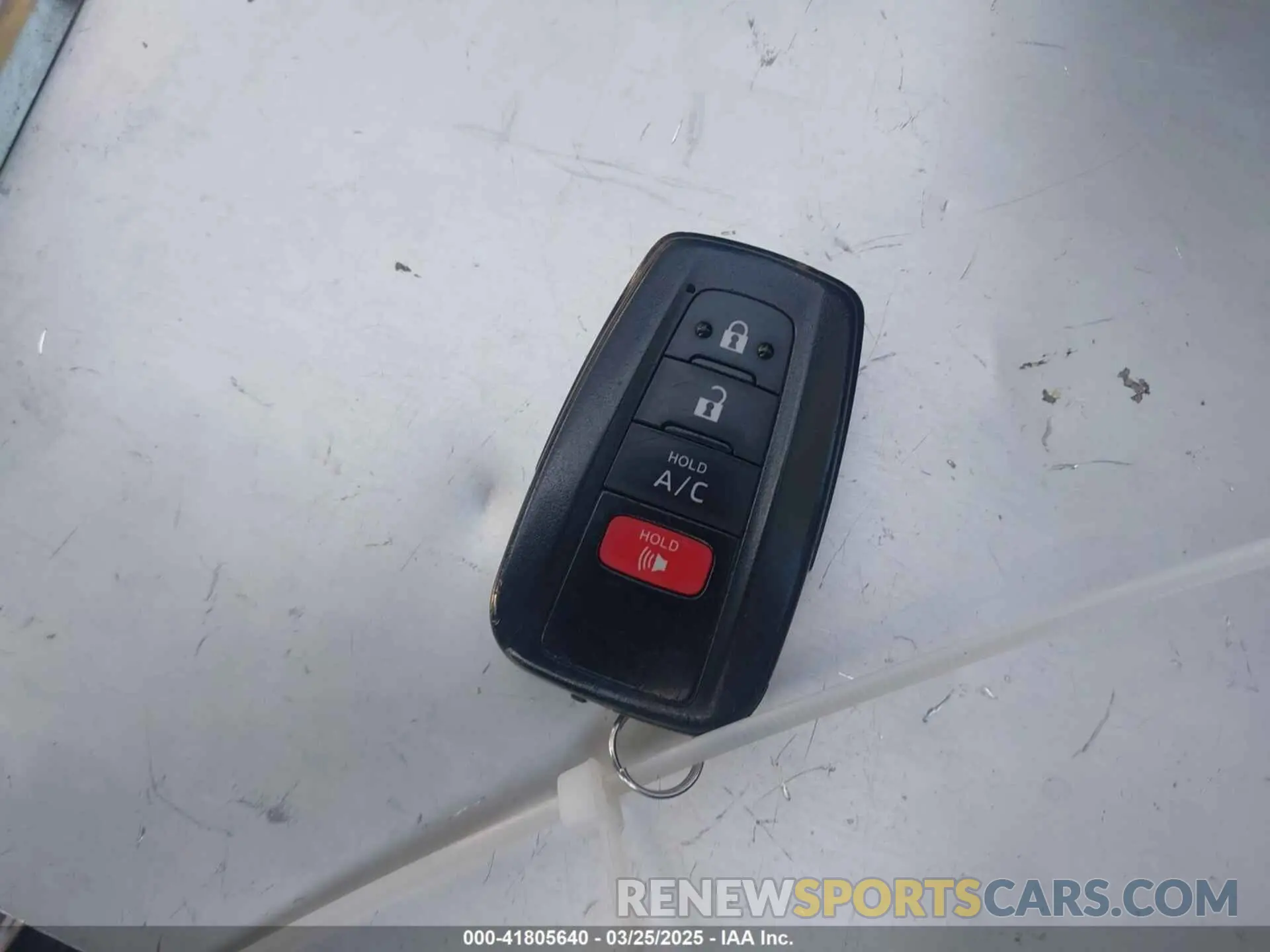 11 Фотография поврежденного автомобиля JTDKAMFP1M3194060 TOYOTA PRIUS PRIME 2021