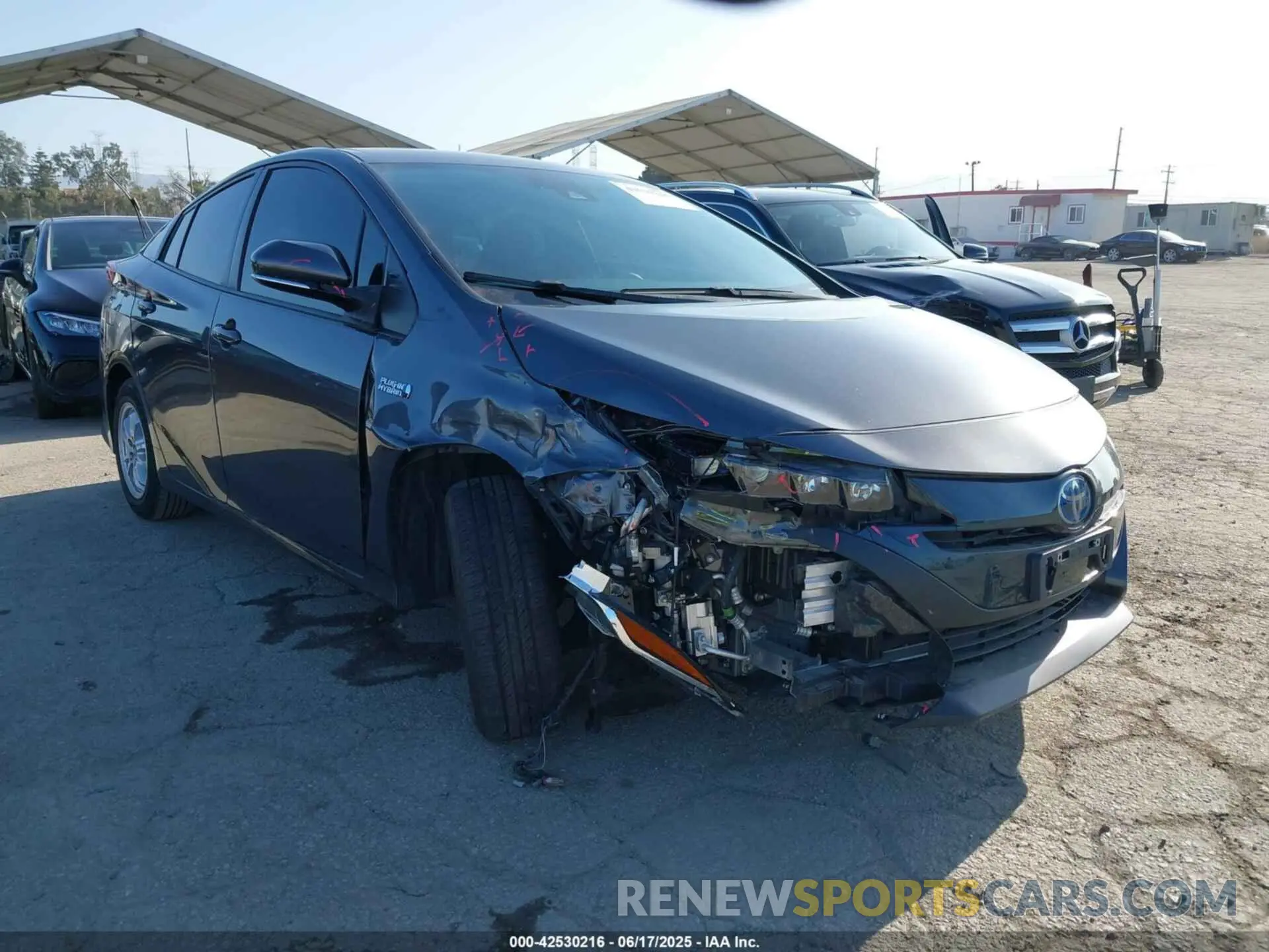 1 Фотография поврежденного автомобиля JTDKAMFP1M3195662 TOYOTA PRIUS PRIME 2021