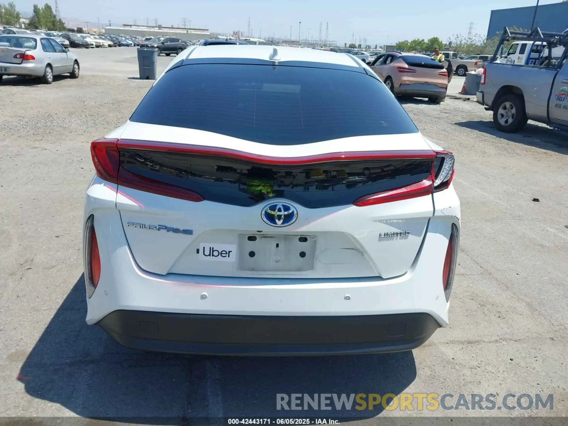 15 Photograph of a damaged car JTDKAMFP3M3187644 TOYOTA PRIUS PRIME 2021