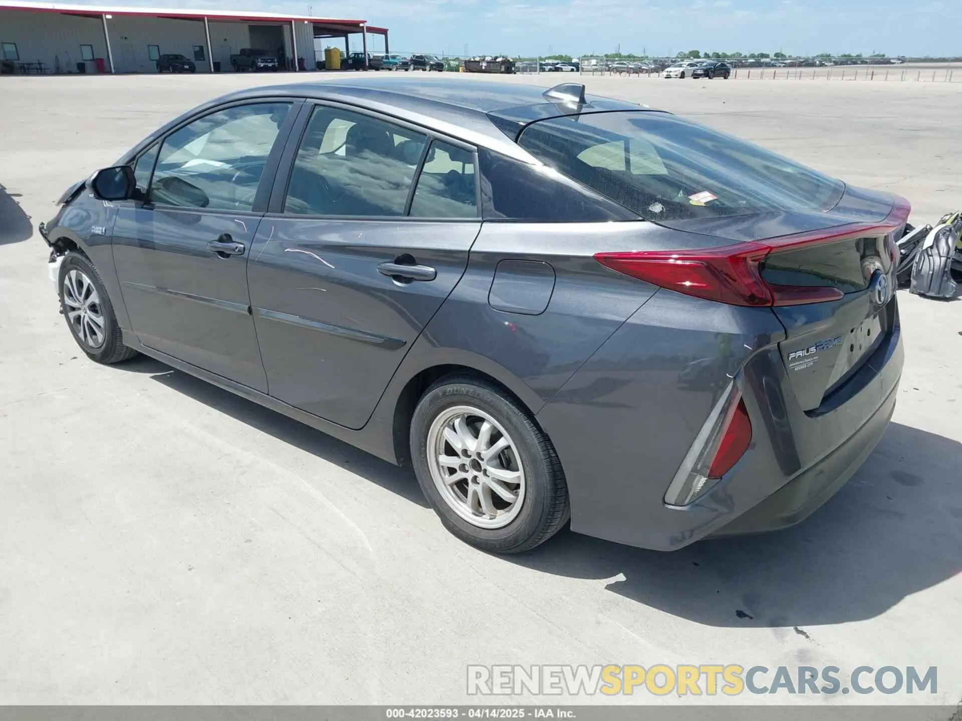 3 Фотография поврежденного автомобиля JTDKAMFP3M3193640 TOYOTA PRIUS PRIME 2021