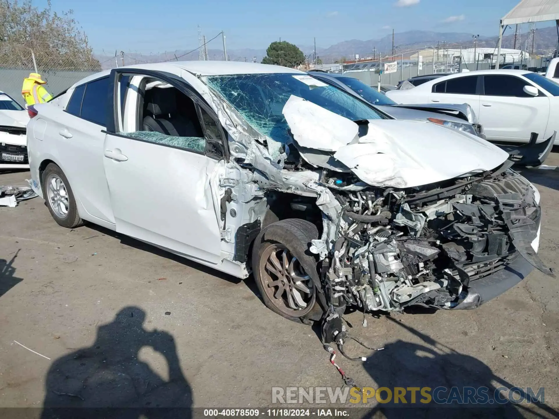 1 Photograph of a damaged car JTDKAMFP6M3166318 TOYOTA PRIUS PRIME 2021