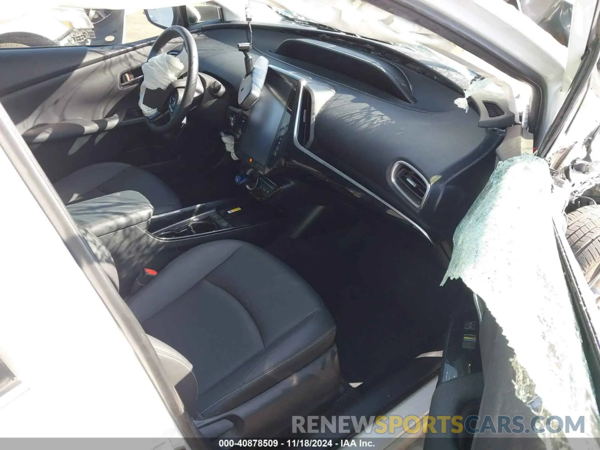 5 Photograph of a damaged car JTDKAMFP6M3166318 TOYOTA PRIUS PRIME 2021