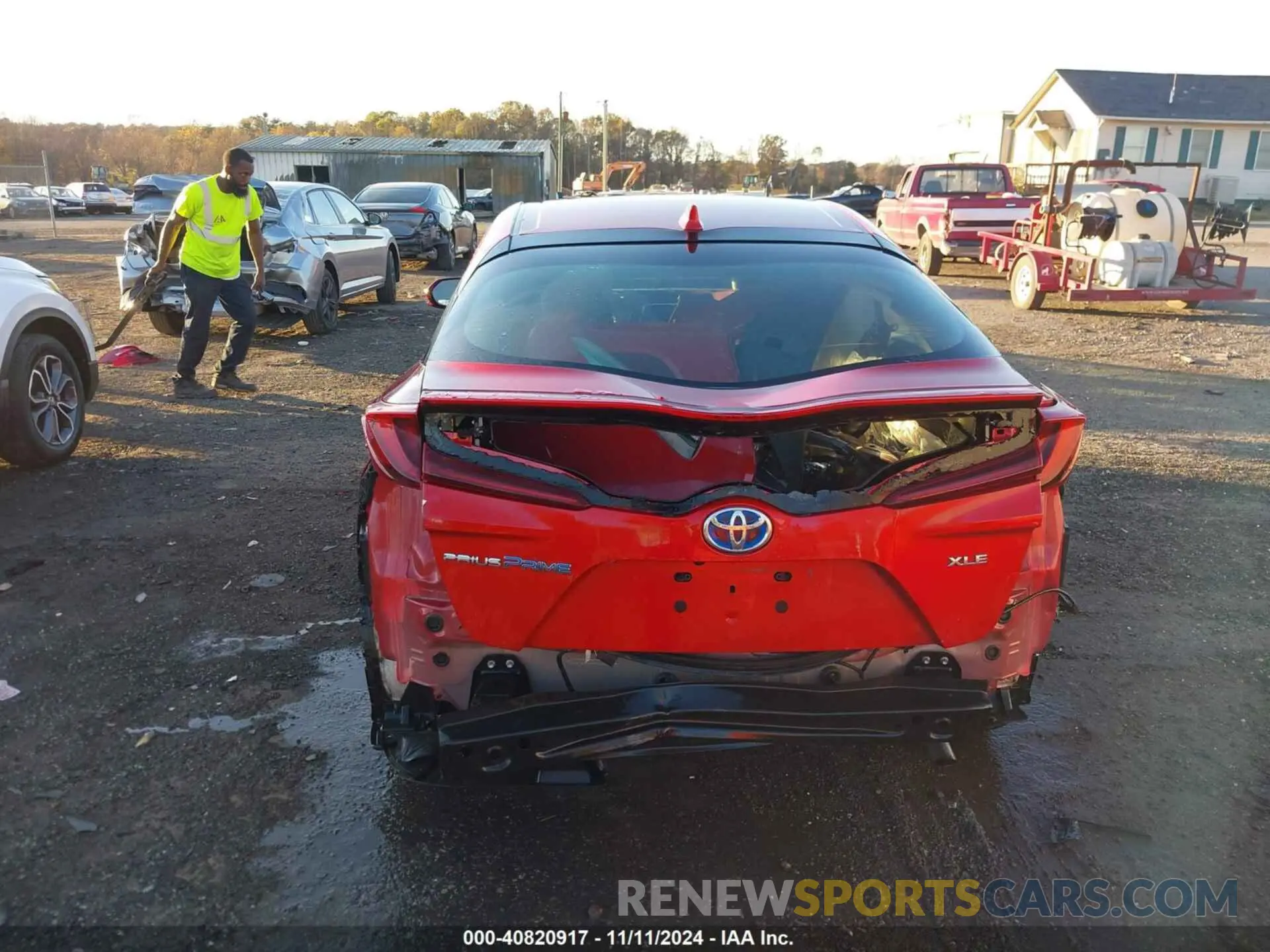17 Photograph of a damaged car JTDKAMFP7M3177618 TOYOTA PRIUS PRIME 2021