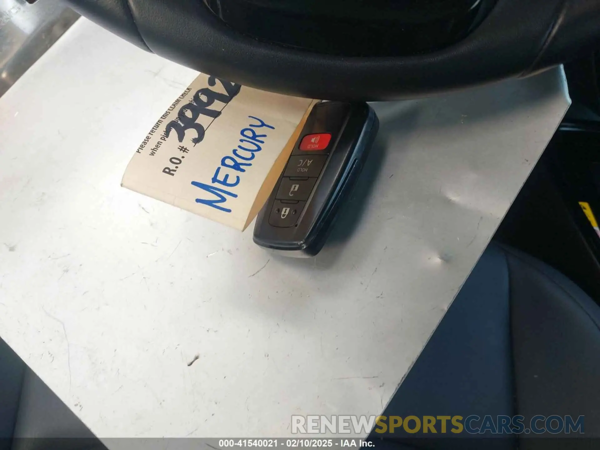 11 Photograph of a damaged car JTDKAMFP7M3193401 TOYOTA PRIUS PRIME 2021