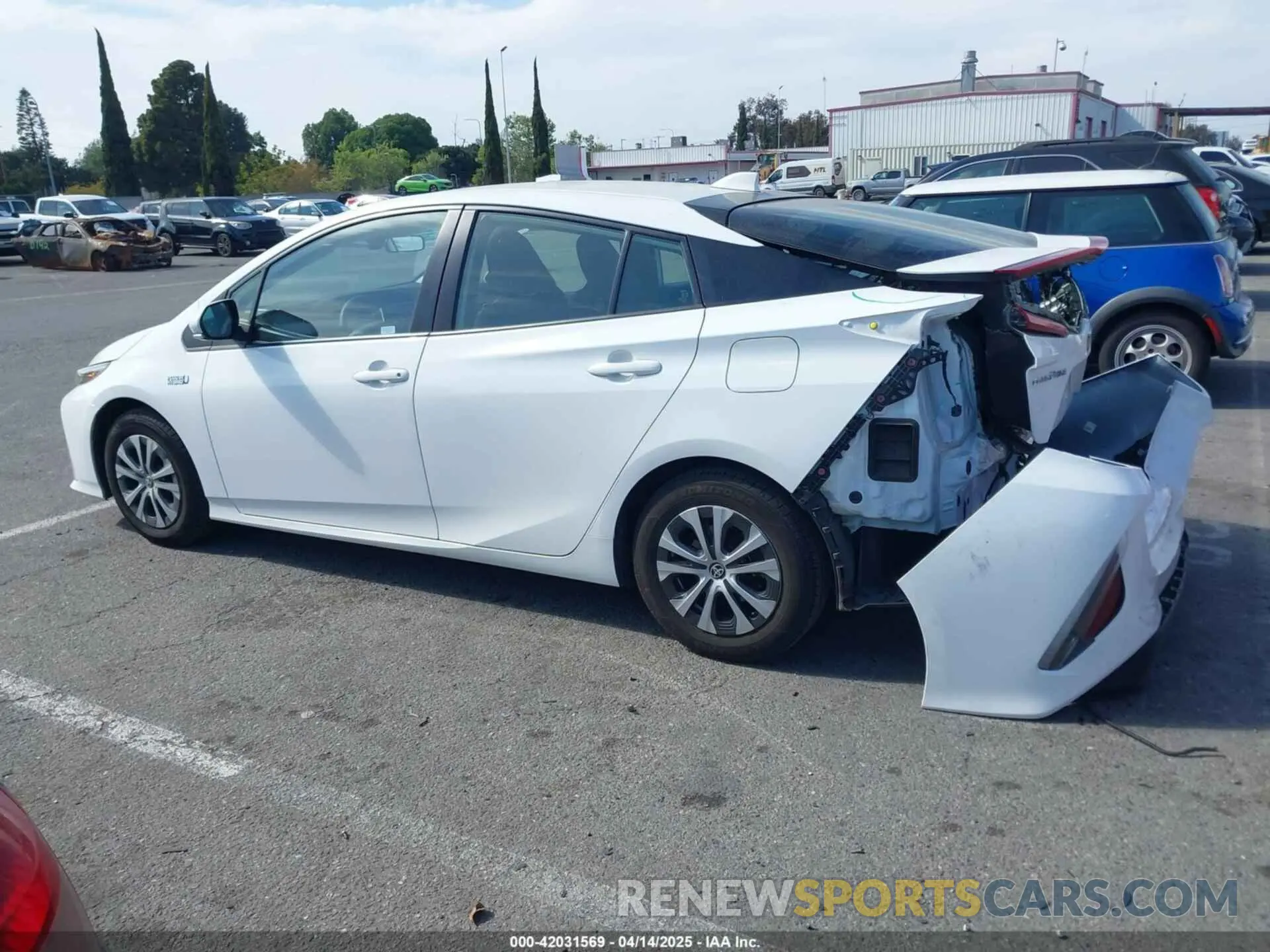 15 Фотография поврежденного автомобиля JTDKAMFP7M3197111 TOYOTA PRIUS PRIME 2021