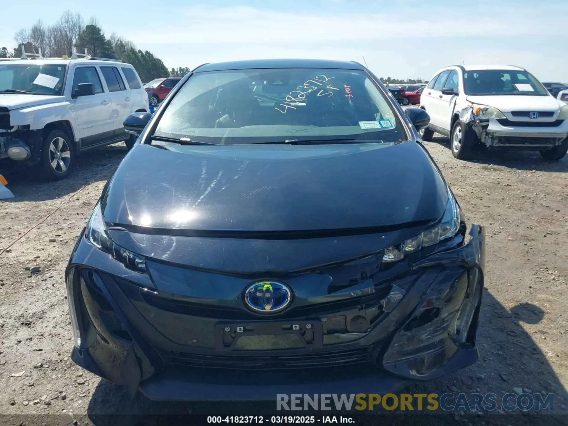 13 Photograph of a damaged car JTDKAMFP8M3164750 TOYOTA PRIUS PRIME 2021