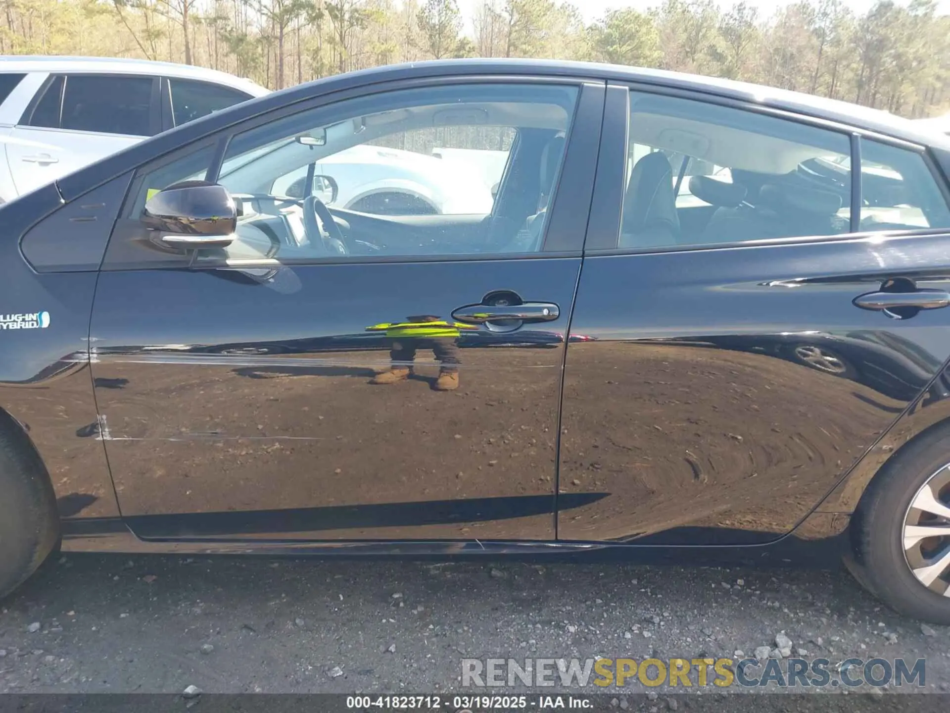 15 Photograph of a damaged car JTDKAMFP8M3164750 TOYOTA PRIUS PRIME 2021