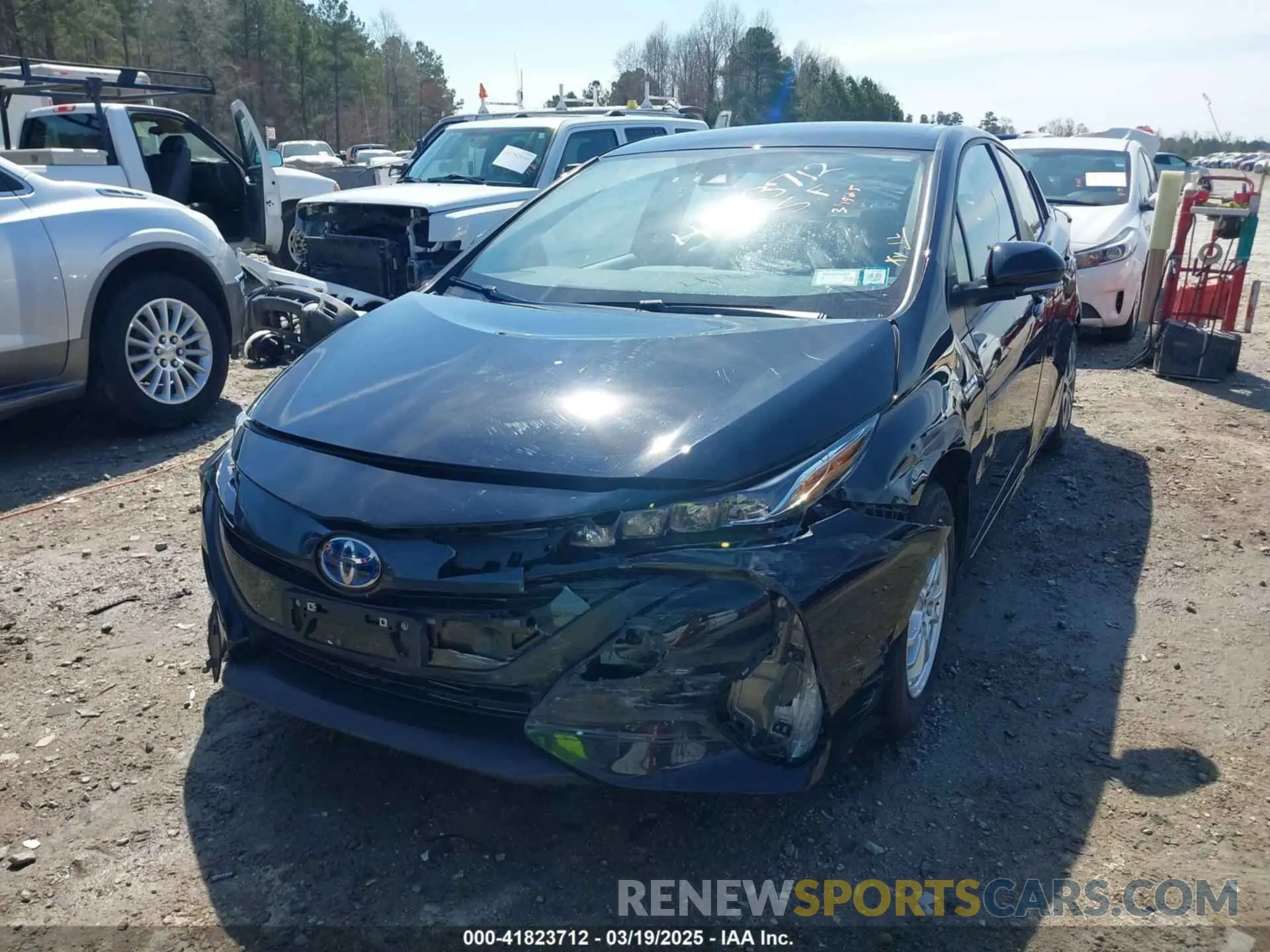 18 Photograph of a damaged car JTDKAMFP8M3164750 TOYOTA PRIUS PRIME 2021
