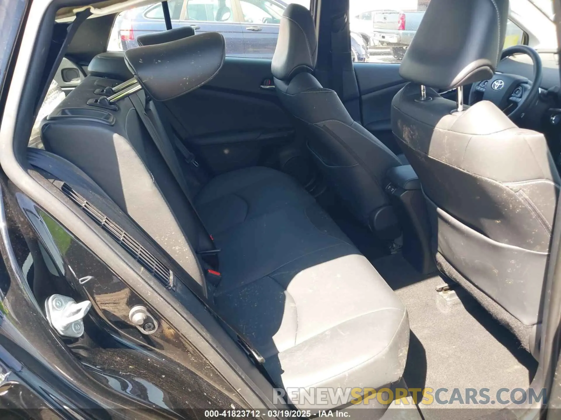 8 Photograph of a damaged car JTDKAMFP8M3164750 TOYOTA PRIUS PRIME 2021