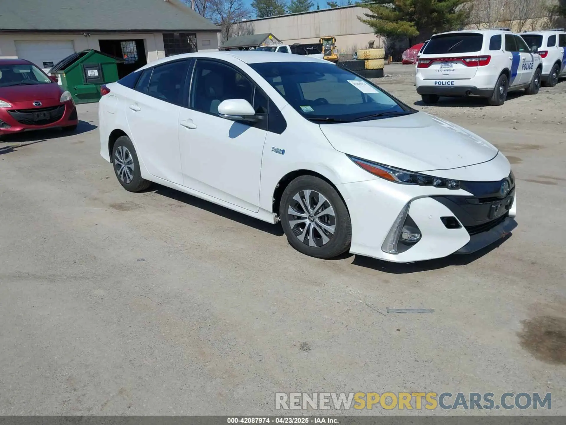1 Фотография поврежденного автомобиля JTDKAMFP8M3174629 TOYOTA PRIUS PRIME 2021