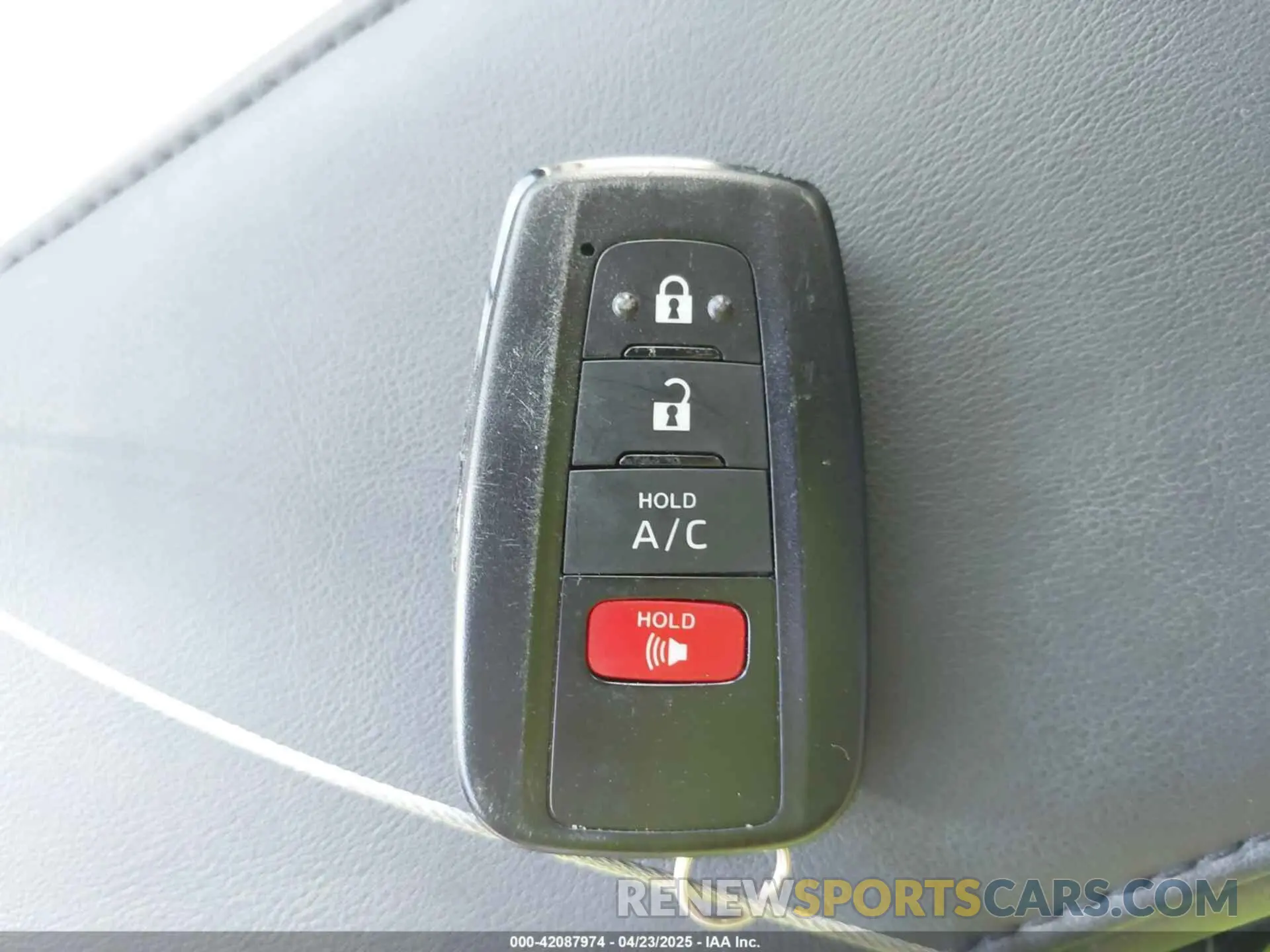 11 Фотография поврежденного автомобиля JTDKAMFP8M3174629 TOYOTA PRIUS PRIME 2021