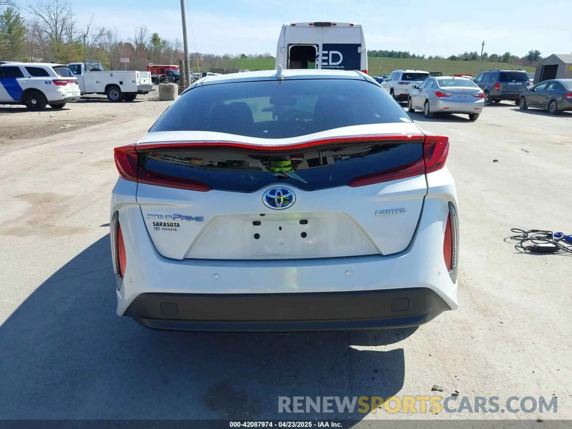 16 Фотография поврежденного автомобиля JTDKAMFP8M3174629 TOYOTA PRIUS PRIME 2021