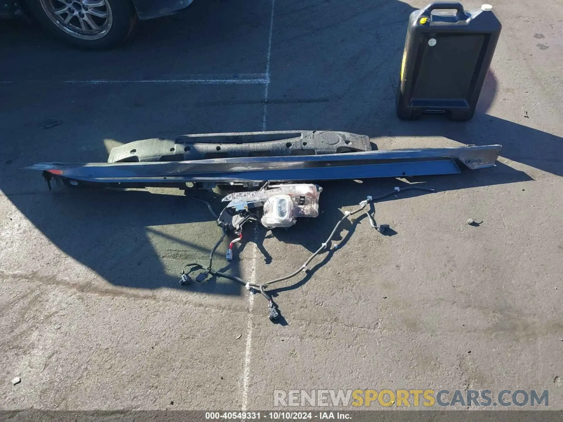 12 Photograph of a damaged car JTDKAMFP8M3191012 TOYOTA PRIUS PRIME 2021