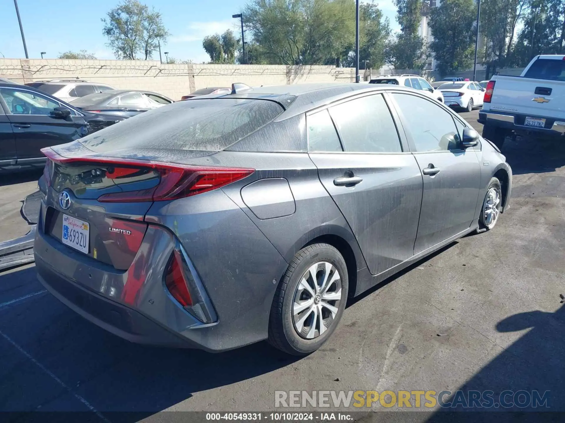 4 Photograph of a damaged car JTDKAMFP8M3191012 TOYOTA PRIUS PRIME 2021