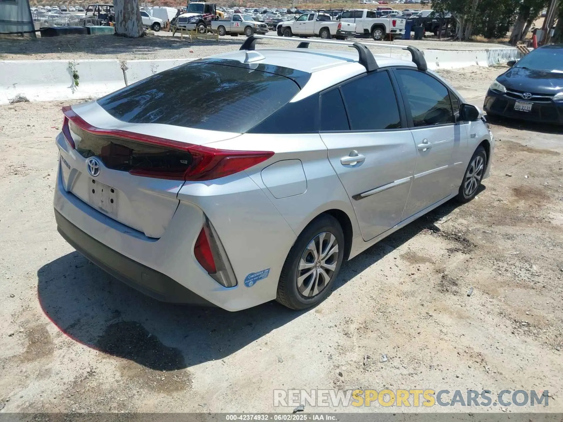 4 Фотография поврежденного автомобиля JTDKAMFP0N3204255 TOYOTA PRIUS PRIME 2022