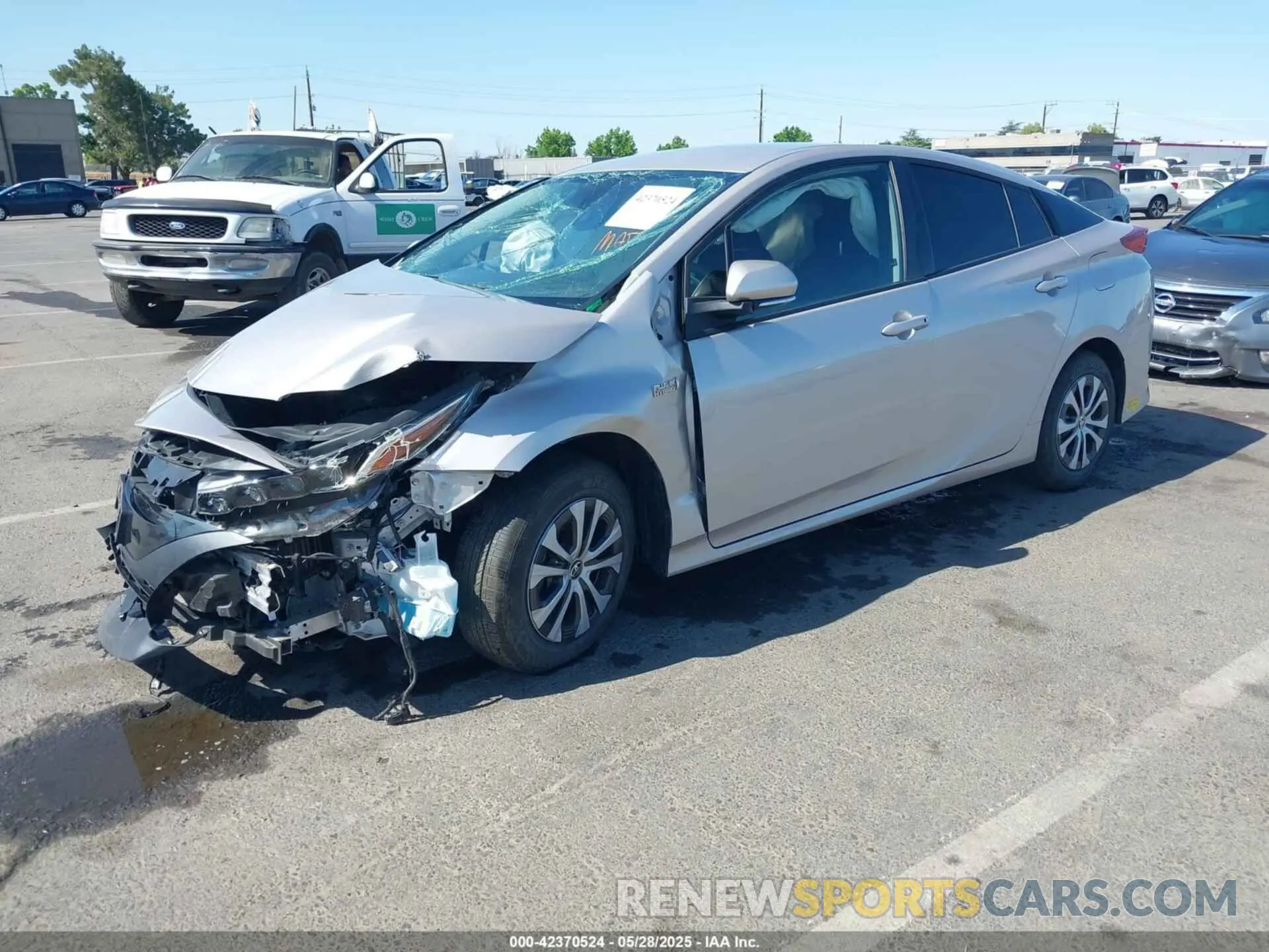 2 Photograph of a damaged car JTDKAMFP0N3218382 TOYOTA PRIUS PRIME 2022