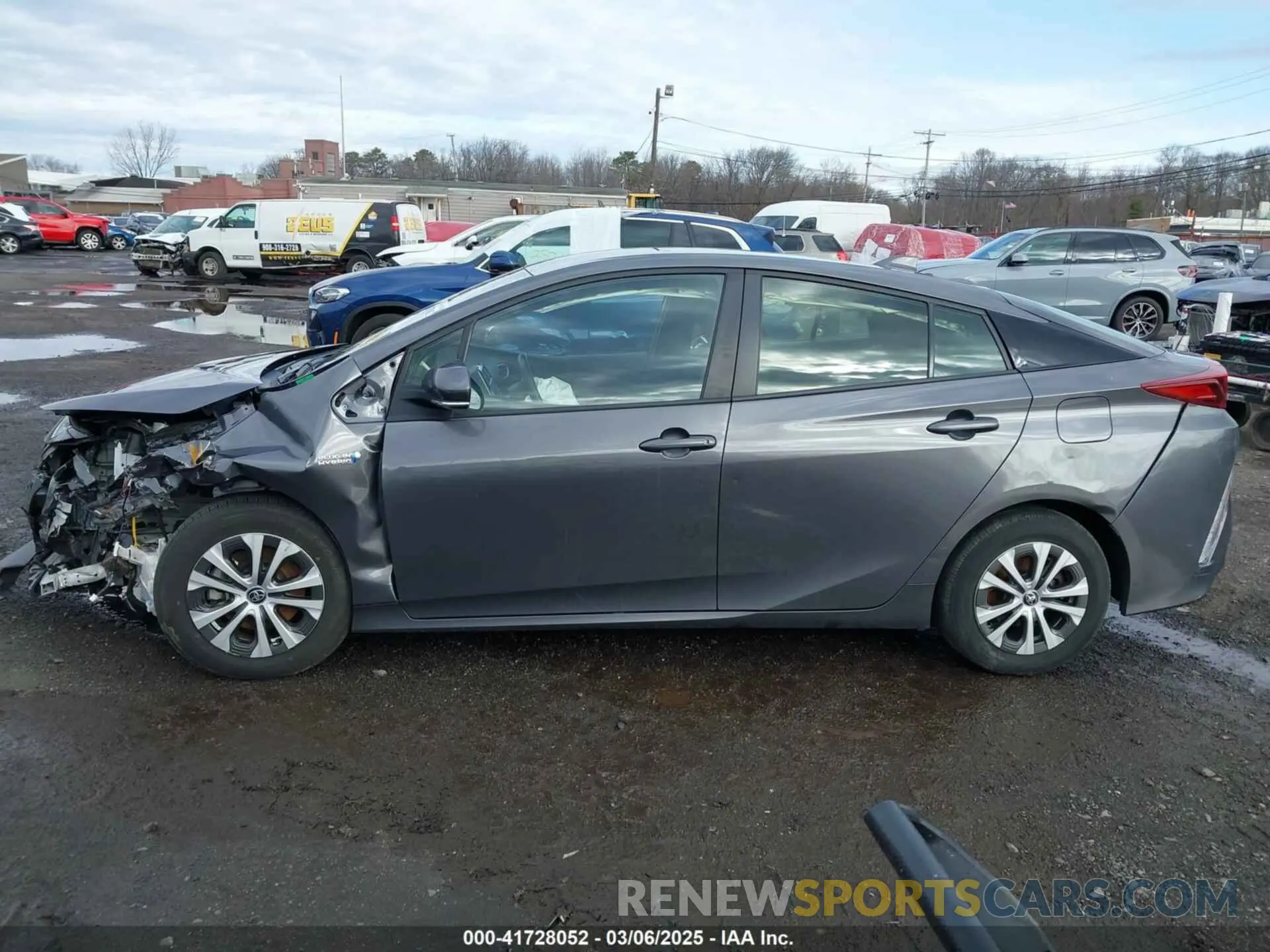 14 Photograph of a damaged car JTDKAMFP1N3218374 TOYOTA PRIUS PRIME 2022