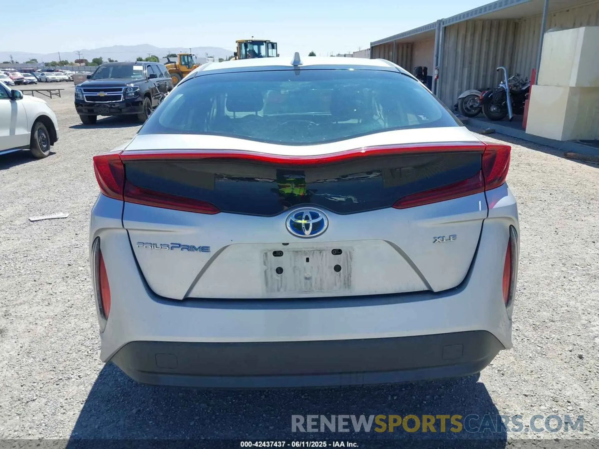 16 Photograph of a damaged car JTDKAMFP2N3214169 TOYOTA PRIUS PRIME 2022