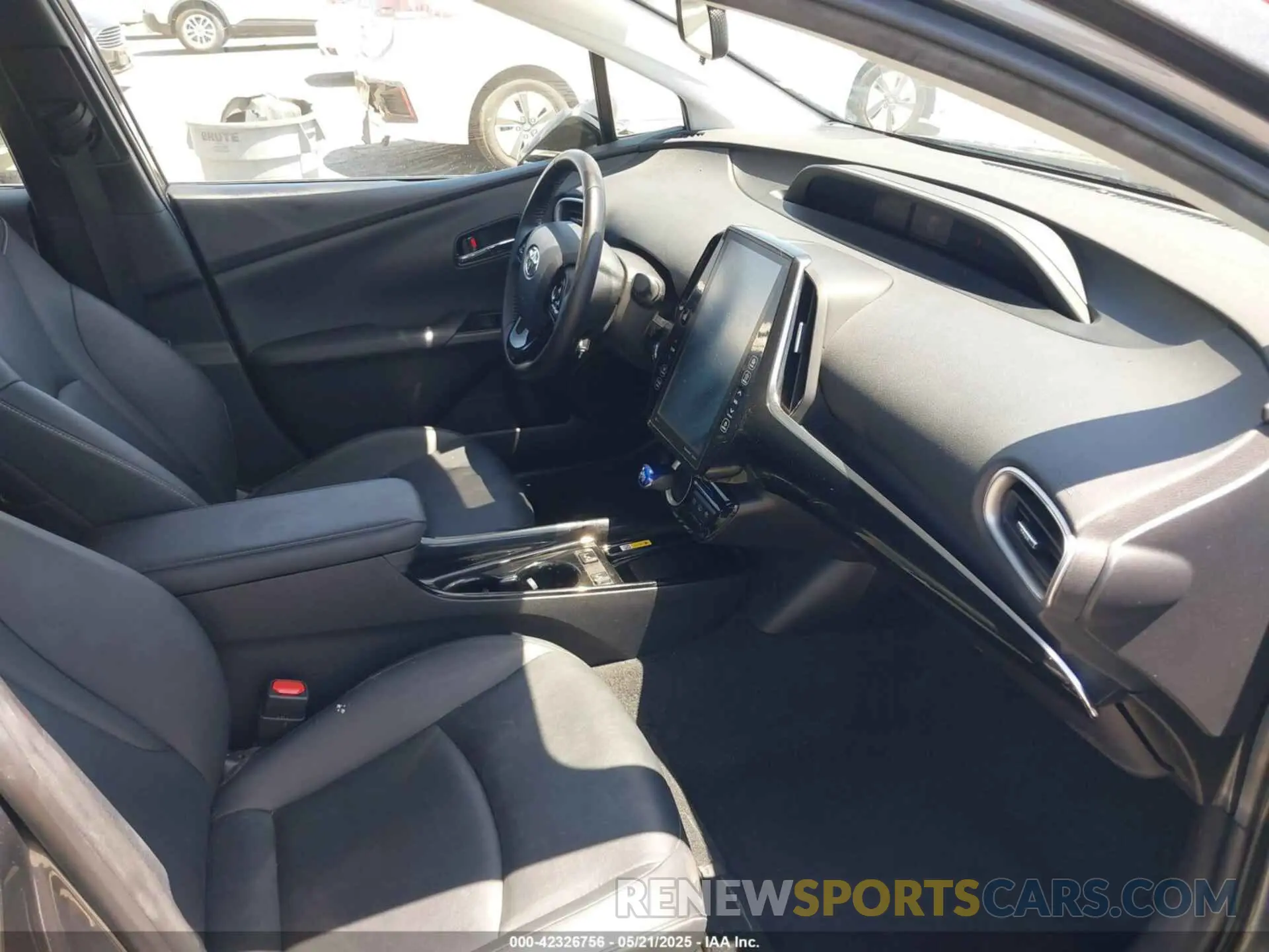 5 Photograph of a damaged car JTDKAMFP3N3203004 TOYOTA PRIUS PRIME 2022