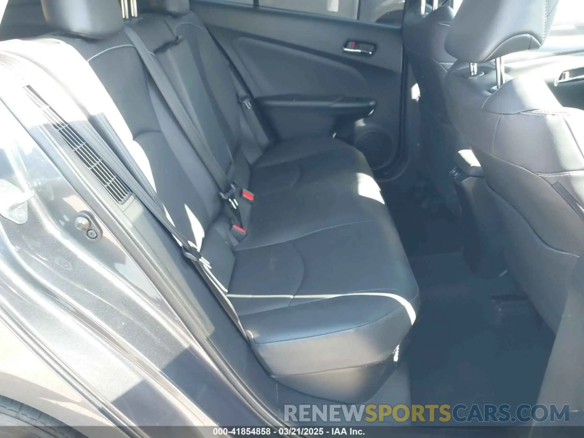 8 Photograph of a damaged car JTDKAMFP3N3229070 TOYOTA PRIUS PRIME 2022