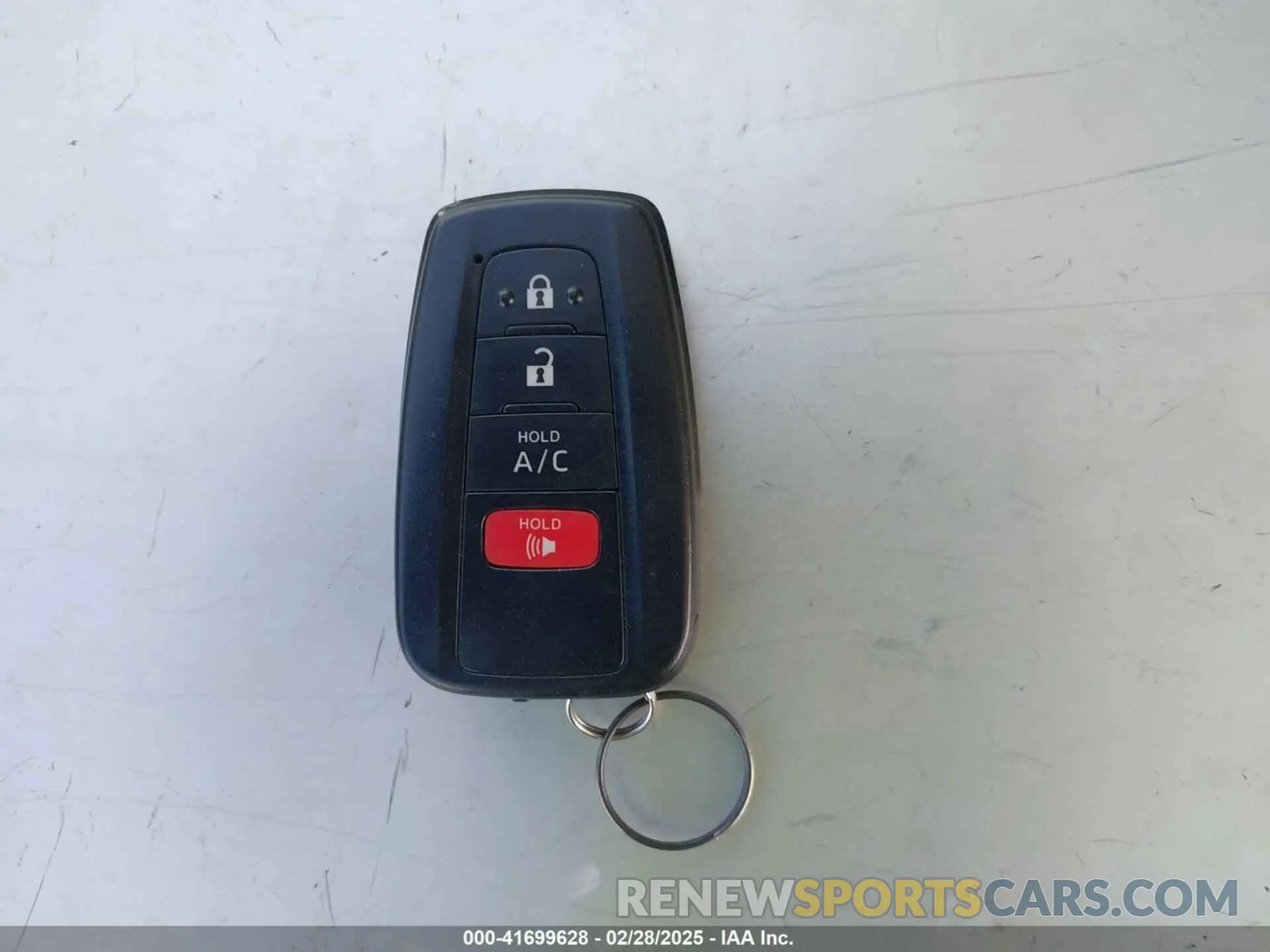 11 Фотография поврежденного автомобиля JTDKAMFP4N3223374 TOYOTA PRIUS PRIME 2022