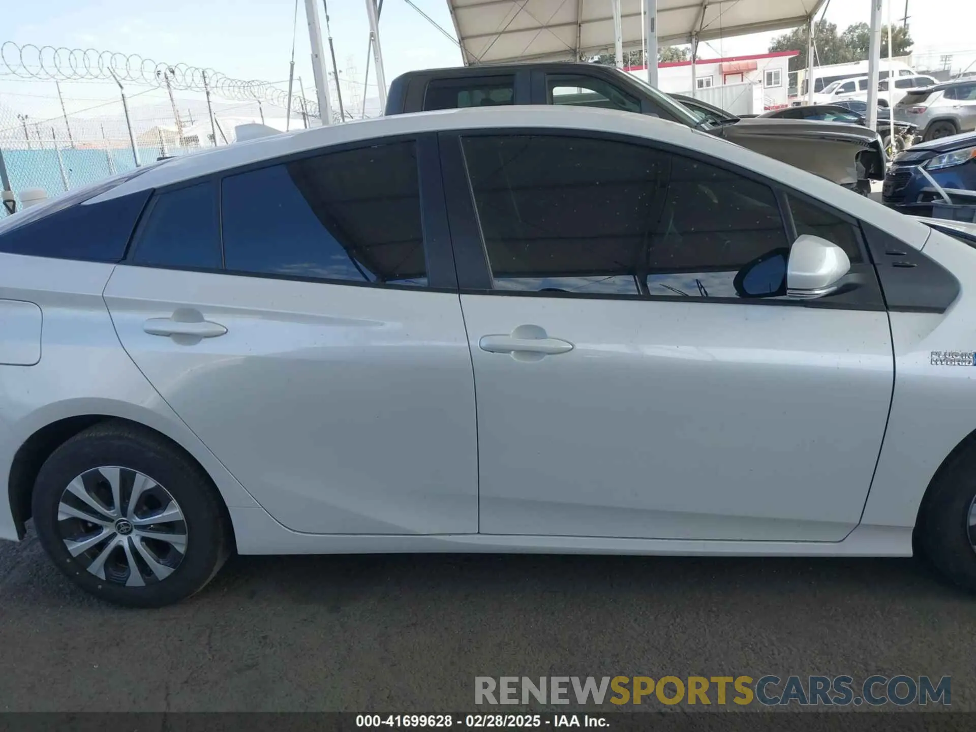 13 Фотография поврежденного автомобиля JTDKAMFP4N3223374 TOYOTA PRIUS PRIME 2022