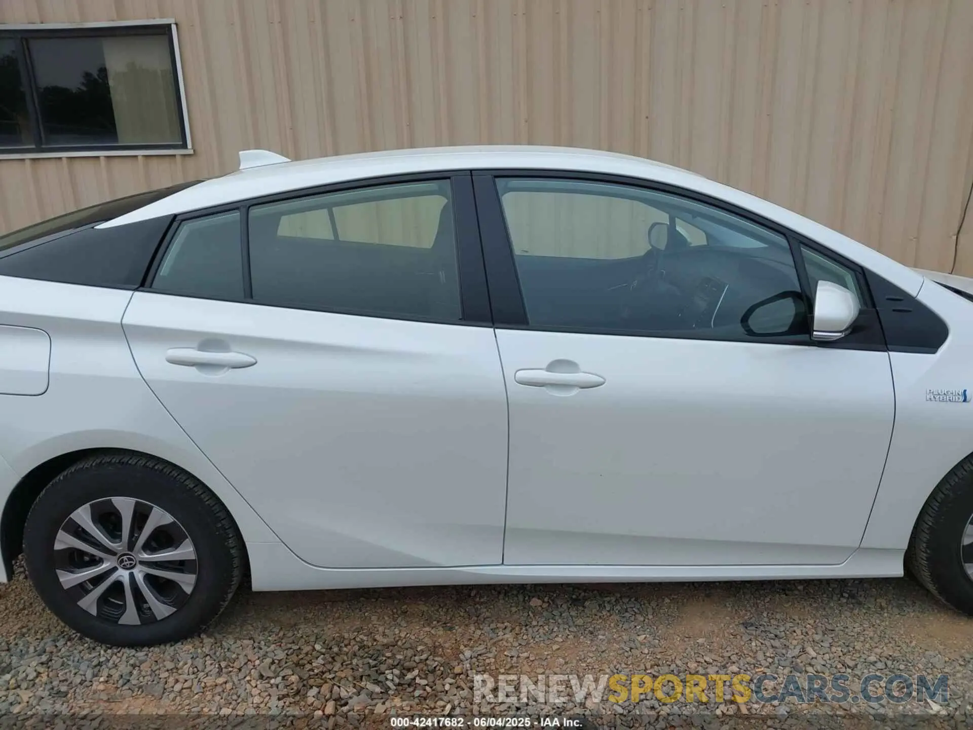 13 Photograph of a damaged car JTDKAMFP5N3213324 TOYOTA PRIUS PRIME 2022