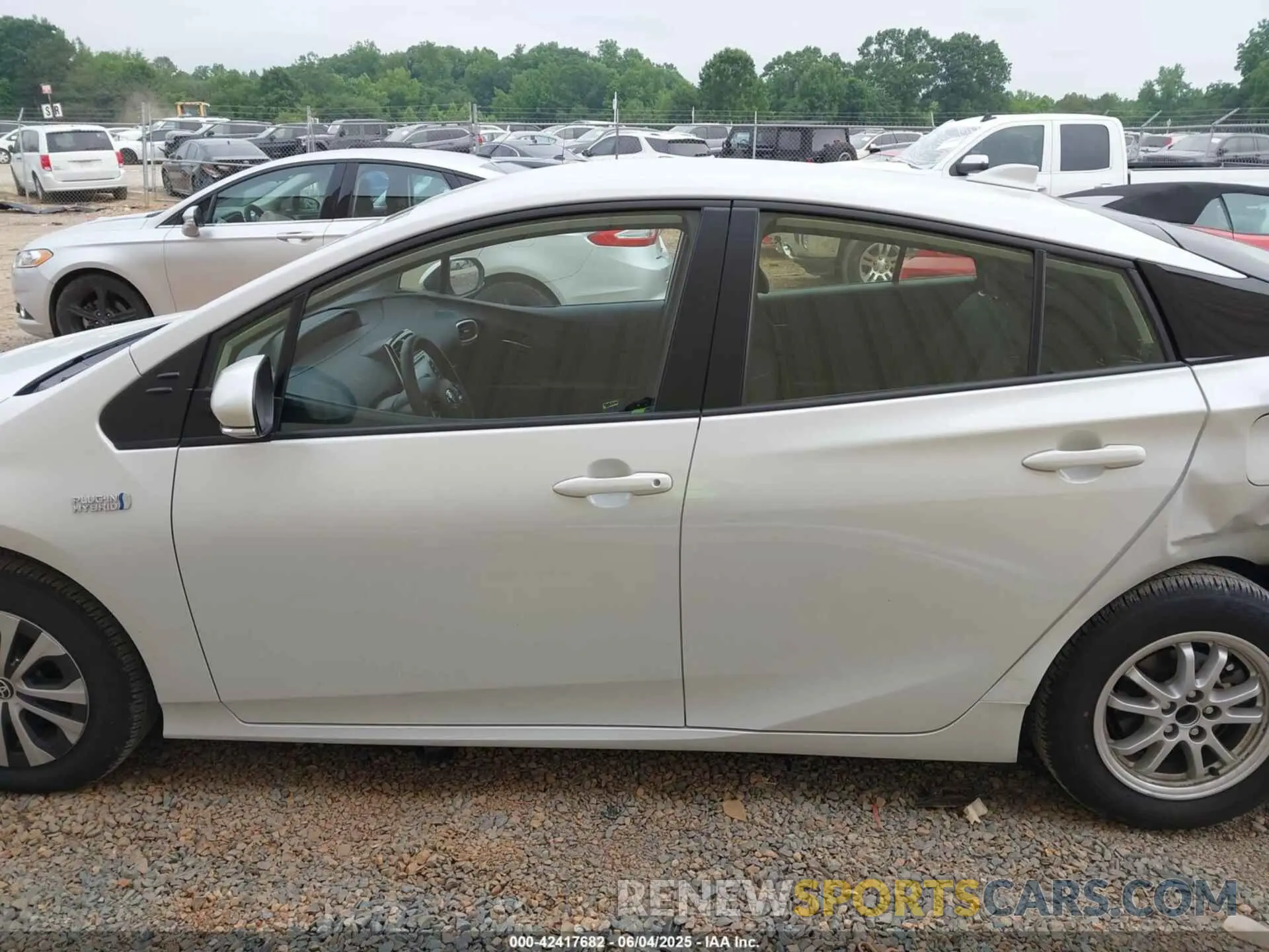 14 Photograph of a damaged car JTDKAMFP5N3213324 TOYOTA PRIUS PRIME 2022