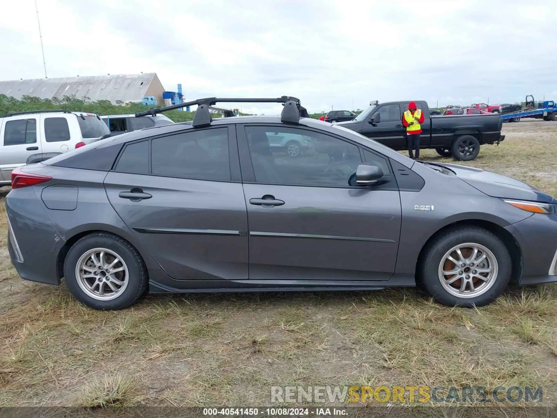 13 Фотография поврежденного автомобиля JTDKAMFP5N3219933 TOYOTA PRIUS PRIME 2022