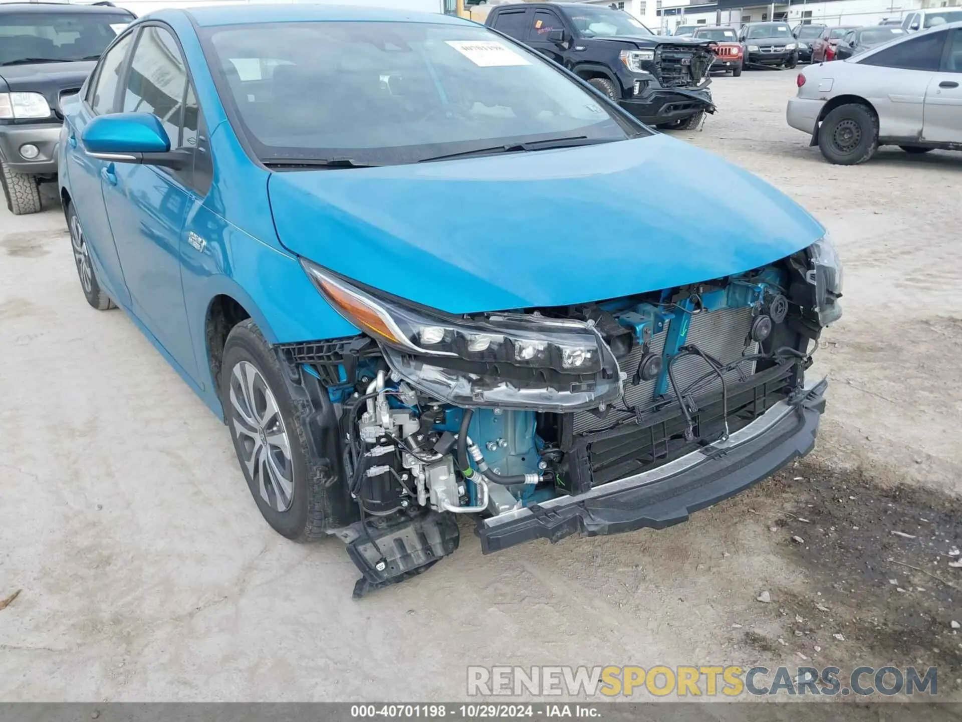 18 Photograph of a damaged car JTDKAMFP7N3224843 TOYOTA PRIUS PRIME 2022