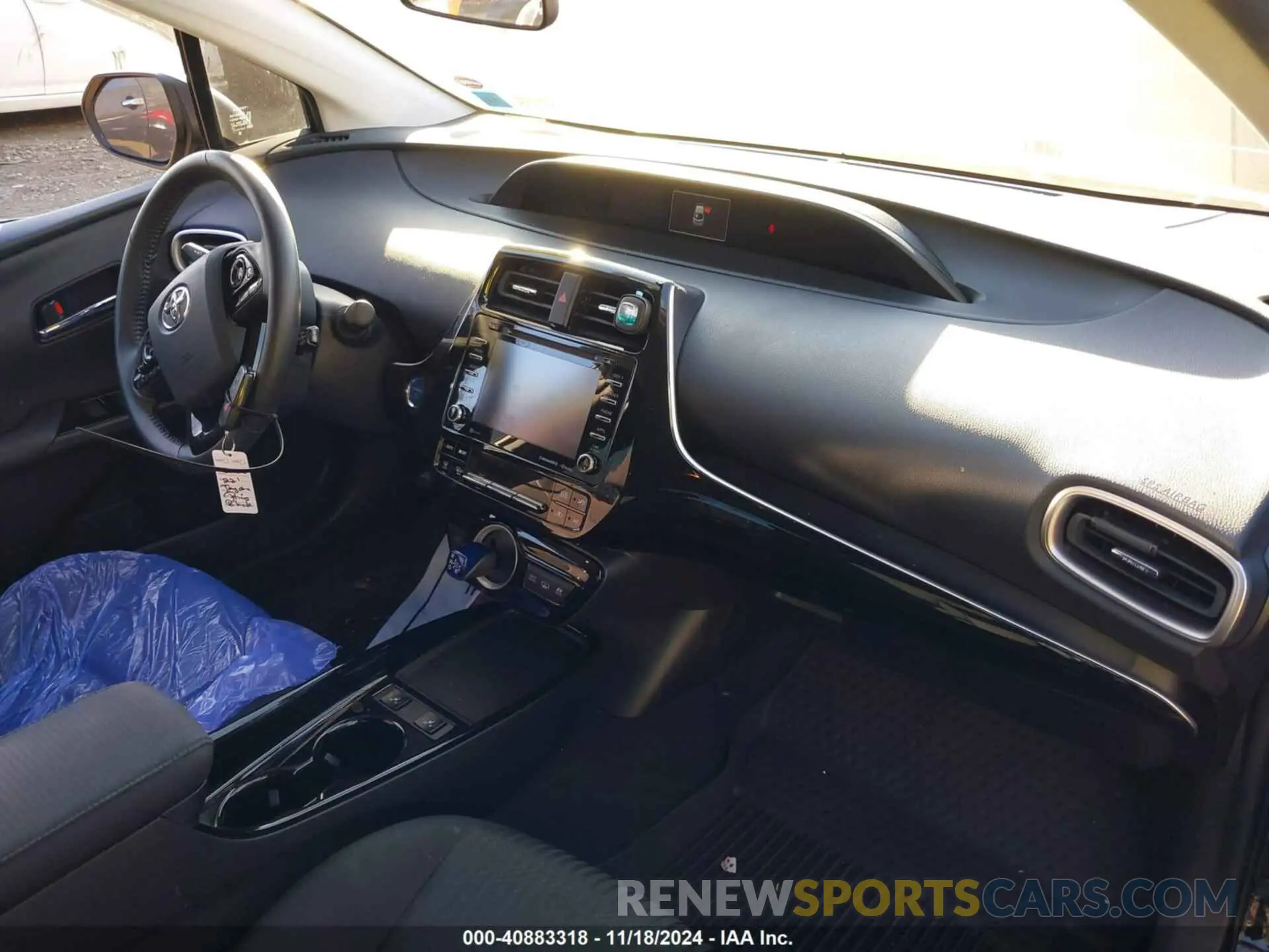 5 Фотография поврежденного автомобиля JTDKAMFP8N3198060 TOYOTA PRIUS PRIME 2022