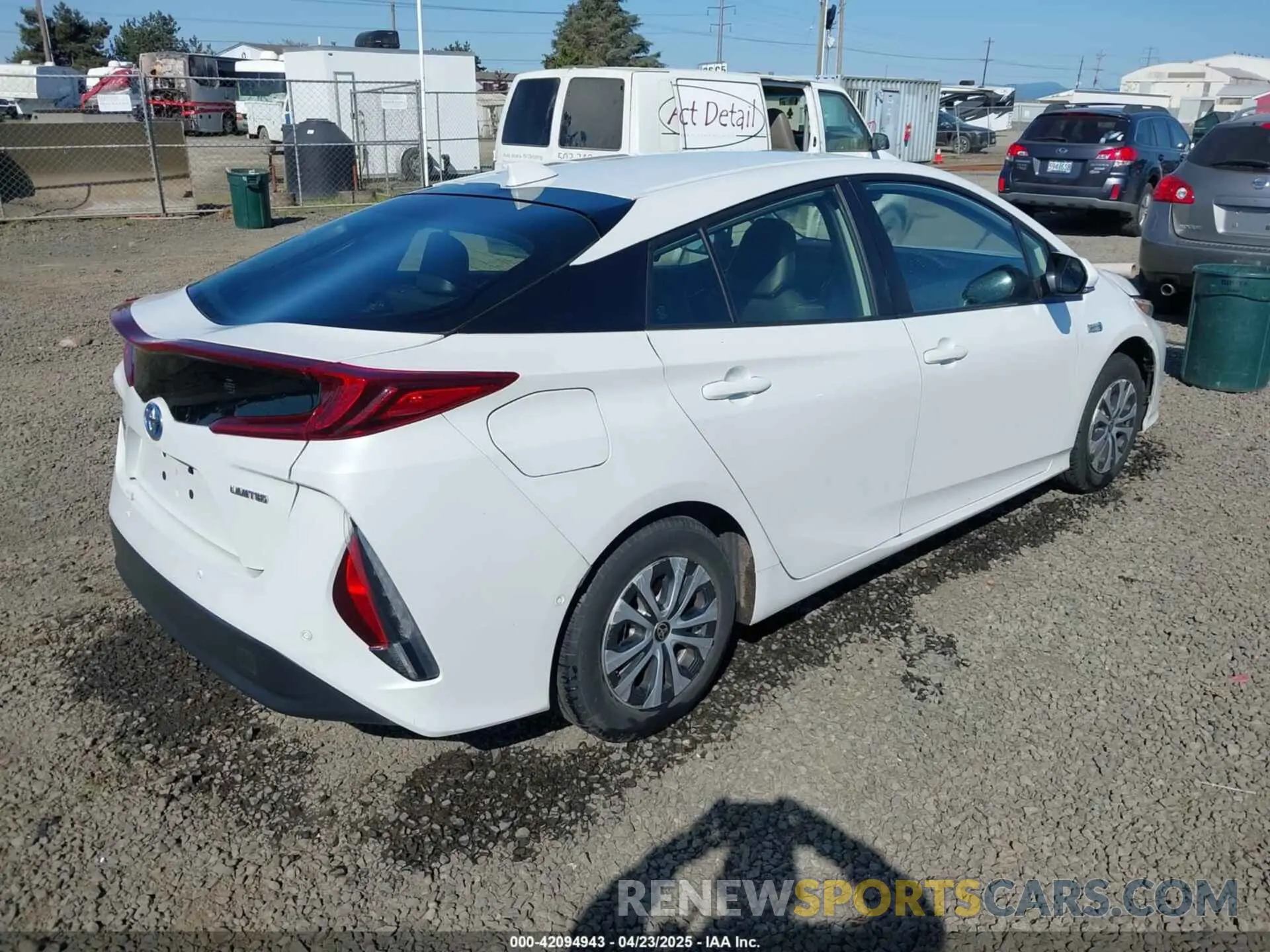 4 Фотография поврежденного автомобиля JTDKAMFP8N3198379 TOYOTA PRIUS PRIME 2022