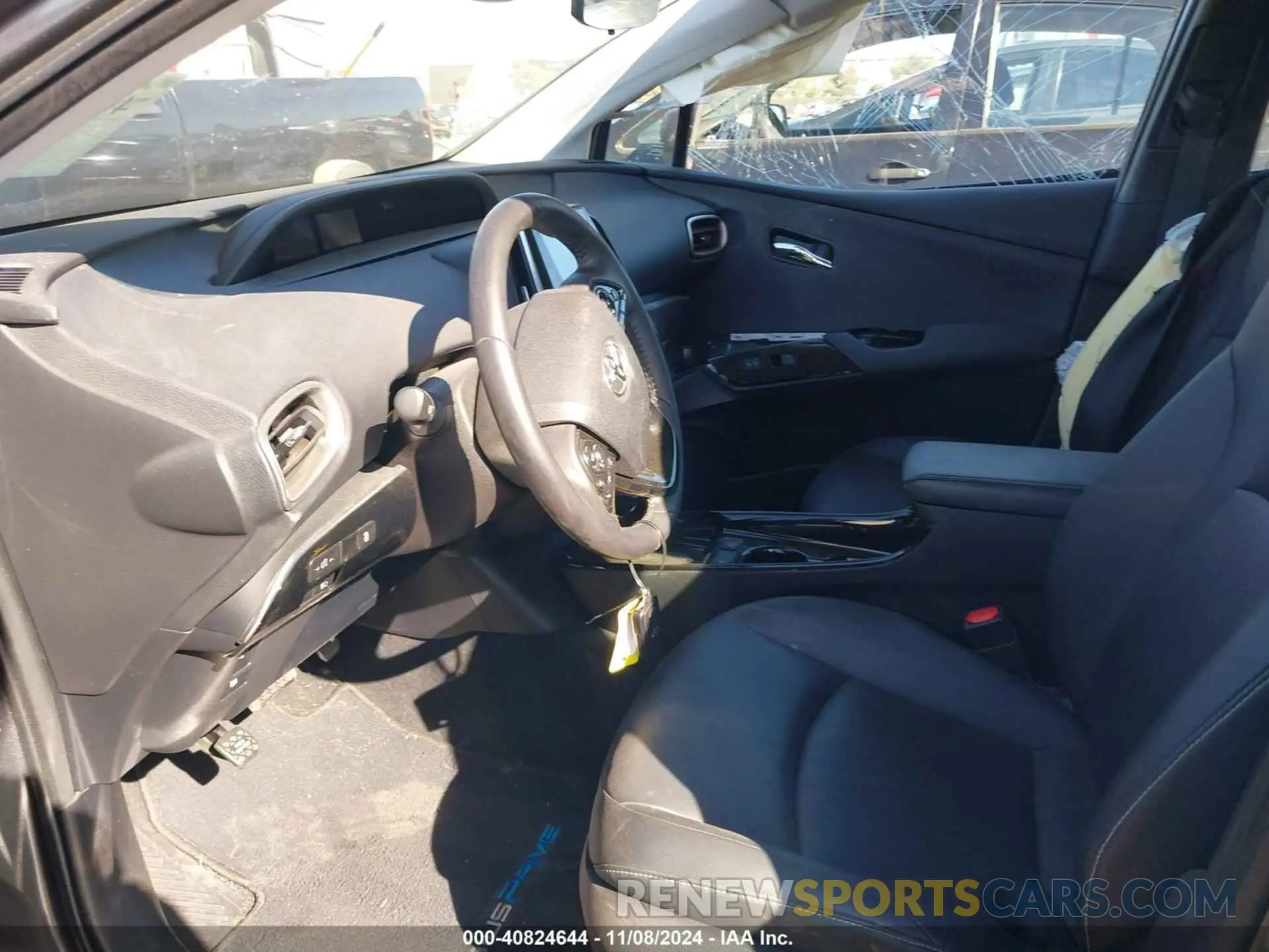 5 Photograph of a damaged car JTDKAMFP8N3202544 TOYOTA PRIUS PRIME 2022