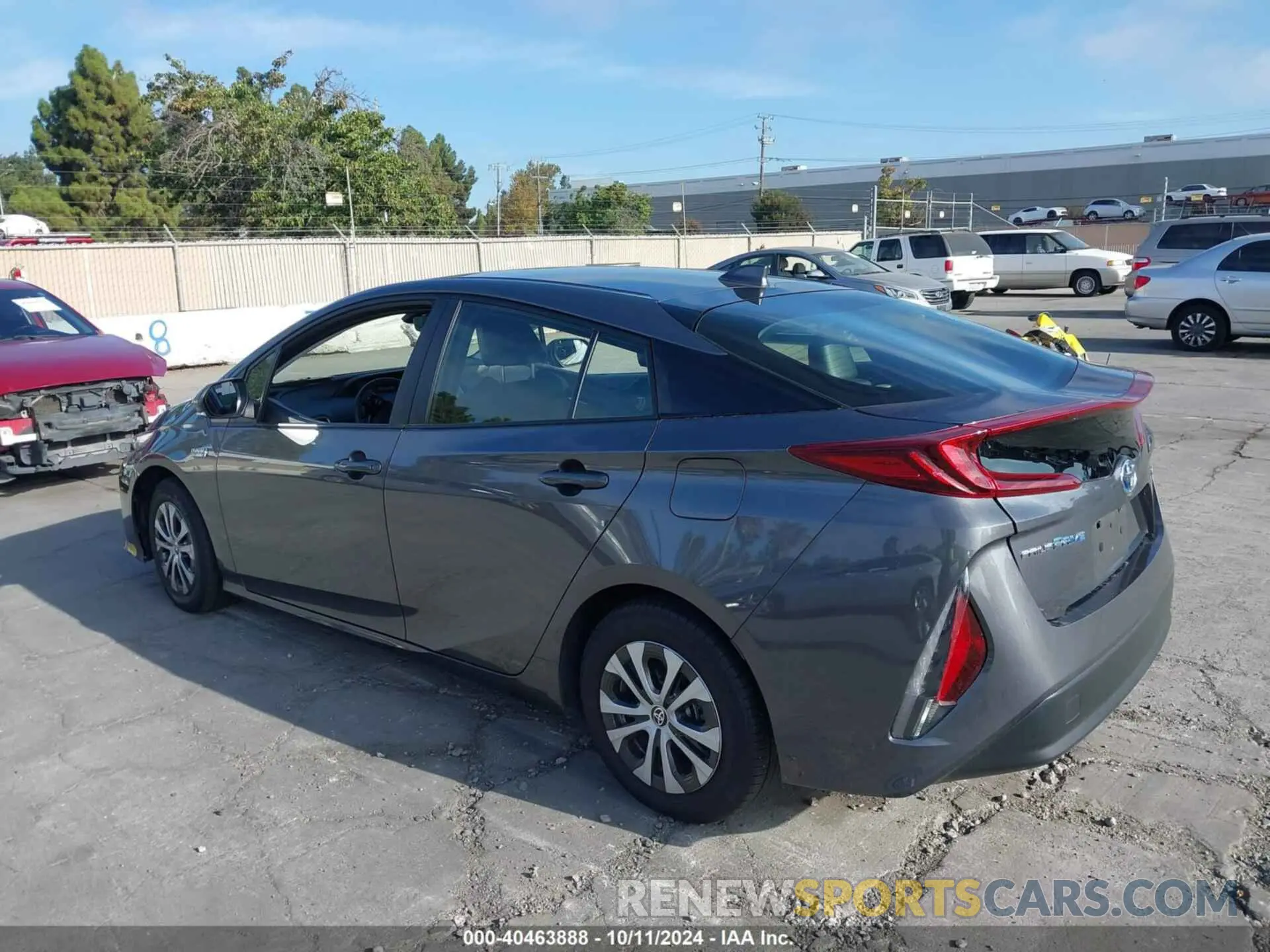 3 Photograph of a damaged car JTDKAMFPXN3224402 TOYOTA PRIUS PRIME 2022