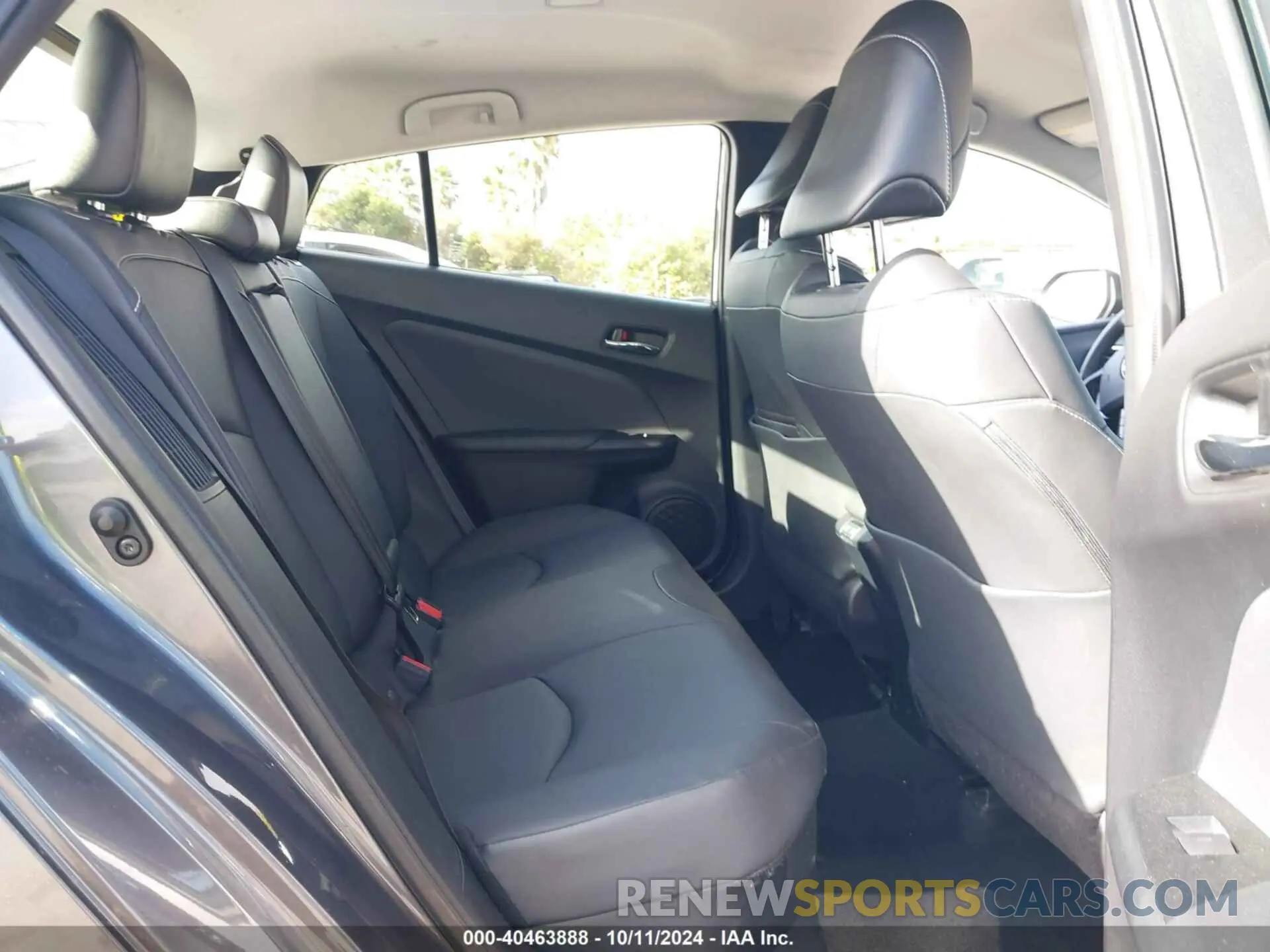8 Photograph of a damaged car JTDKAMFPXN3224402 TOYOTA PRIUS PRIME 2022