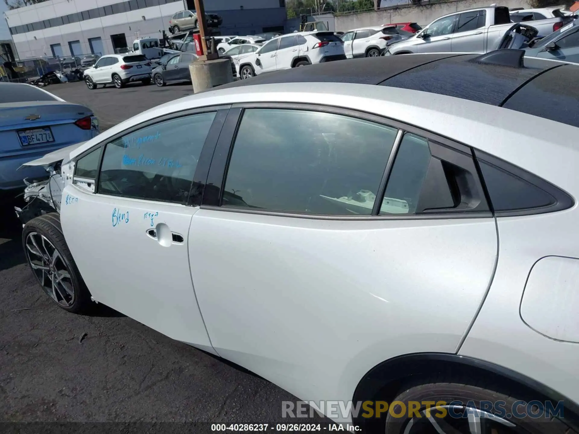 15 Фотография поврежденного автомобиля JTDACACU2P3000896 TOYOTA PRIUS PRIME 2023