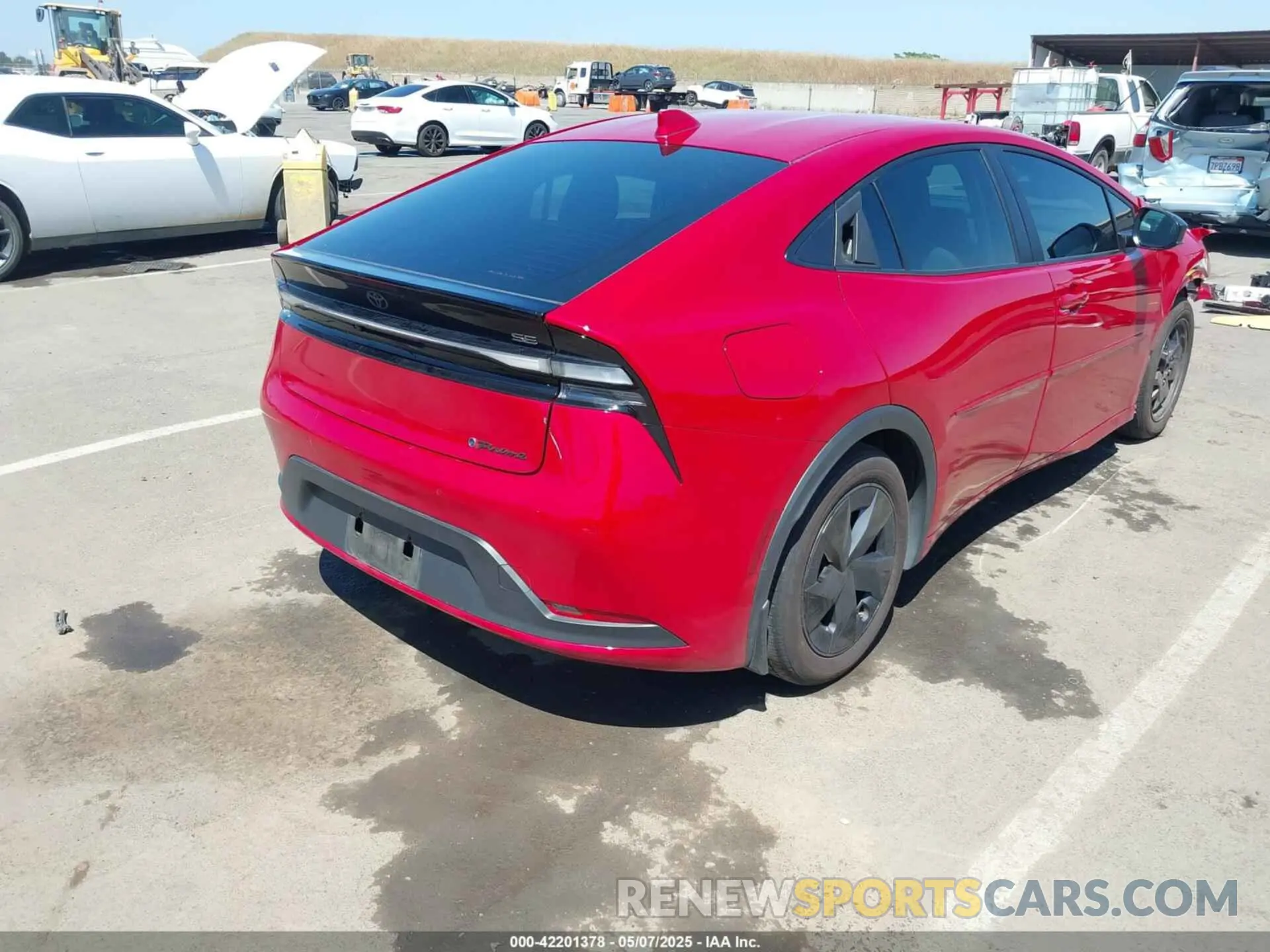 4 Фотография поврежденного автомобиля JTDACACU3P3001443 TOYOTA PRIUS PRIME 2023