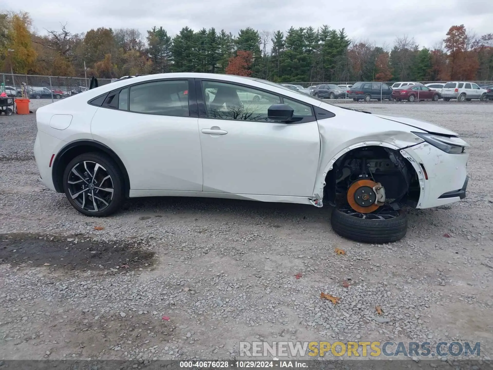 13 Фотография поврежденного автомобиля JTDACACU1R3017062 TOYOTA PRIUS PRIME 2024