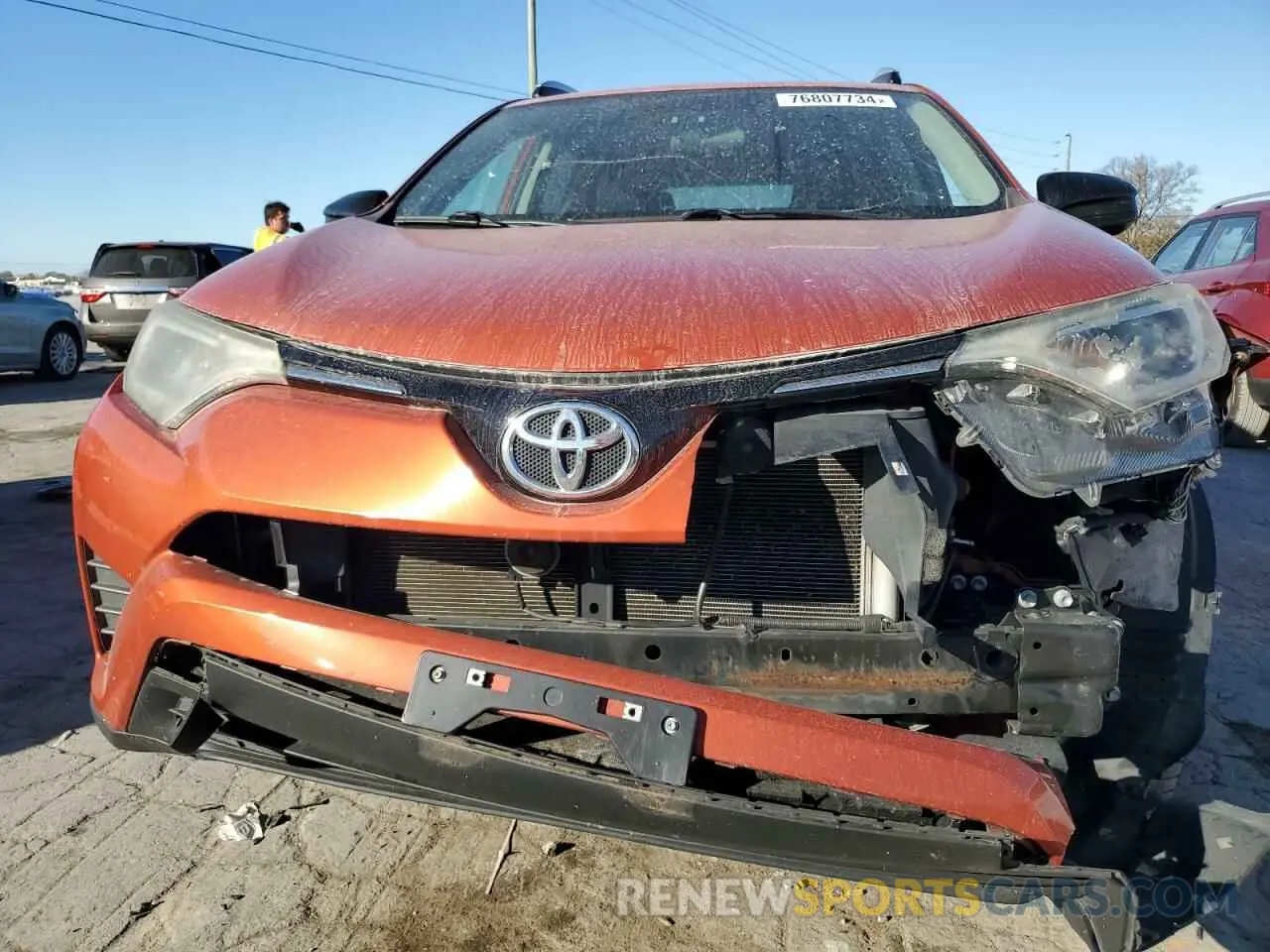 5 Фотография поврежденного автомобиля 2T3BFREV1GW481303 TOYOTA RAV4 2016