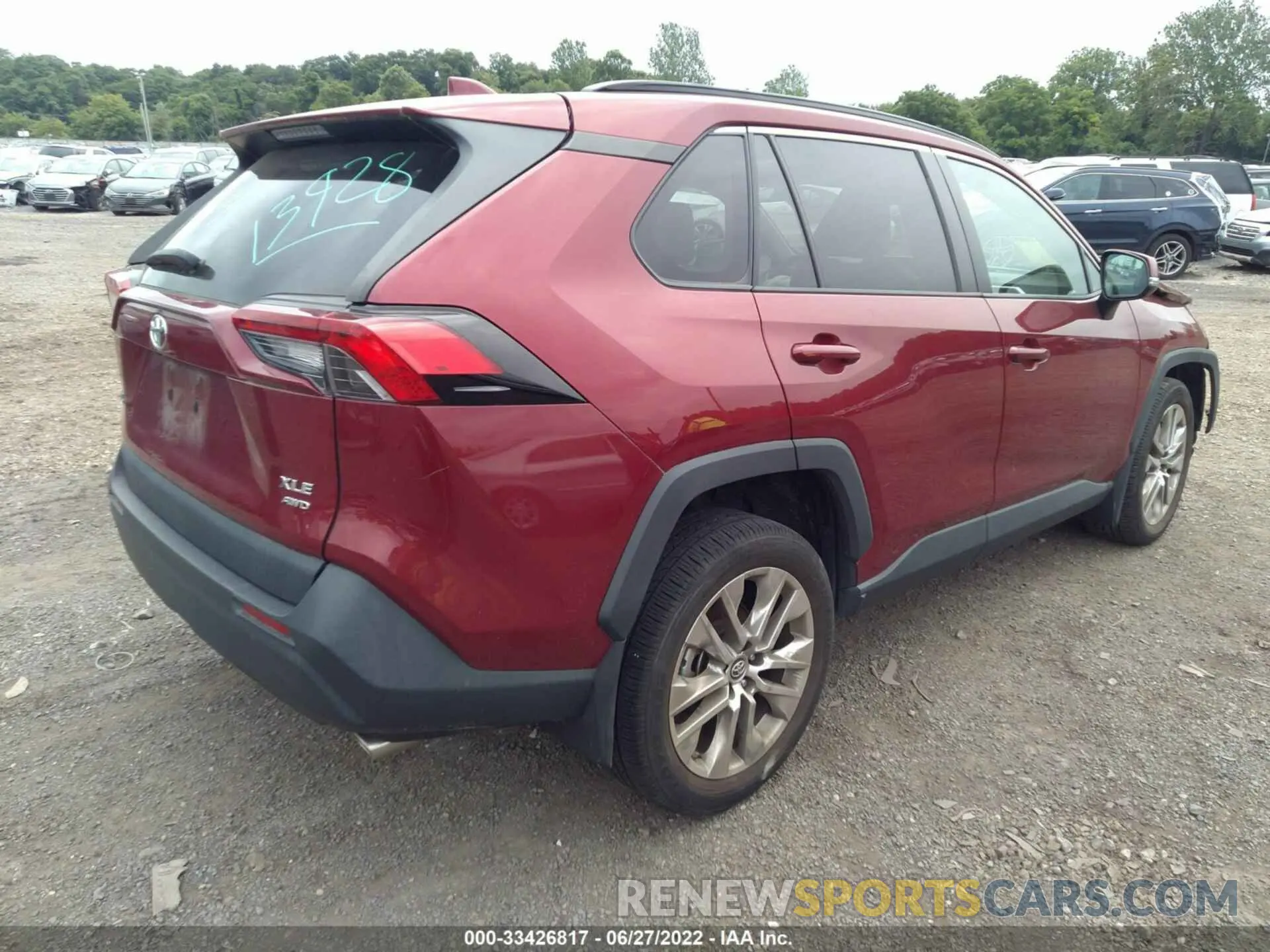4 Photograph of a damaged car 2T3A1RFV0KC022993 TOYOTA RAV4 2019