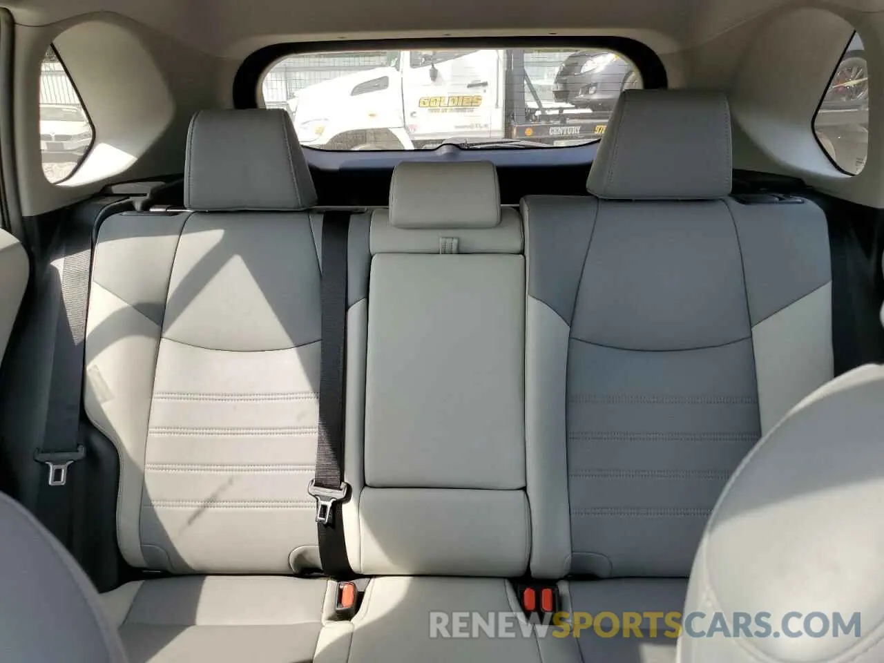 10 Photograph of a damaged car 2T3A1RFV0KC040006 TOYOTA RAV4 2019